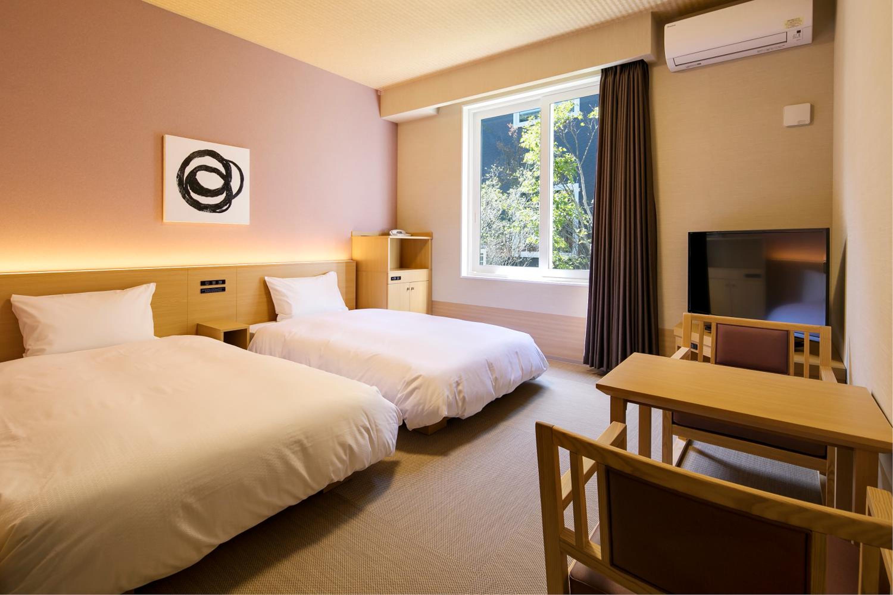 Annex Twin Room - Non-Smoking - Photo 1