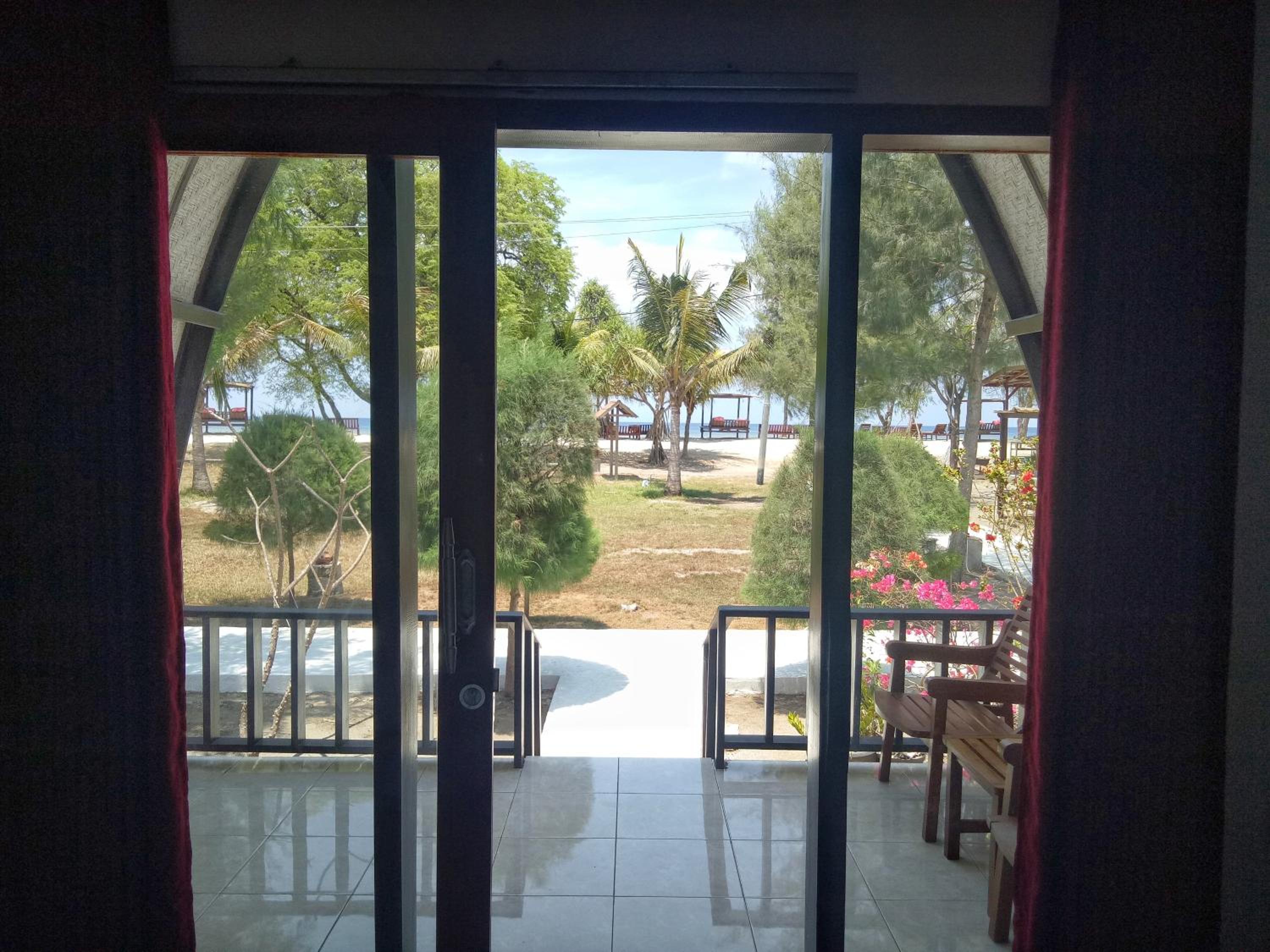 Bungalow with Sea View - Photo 14