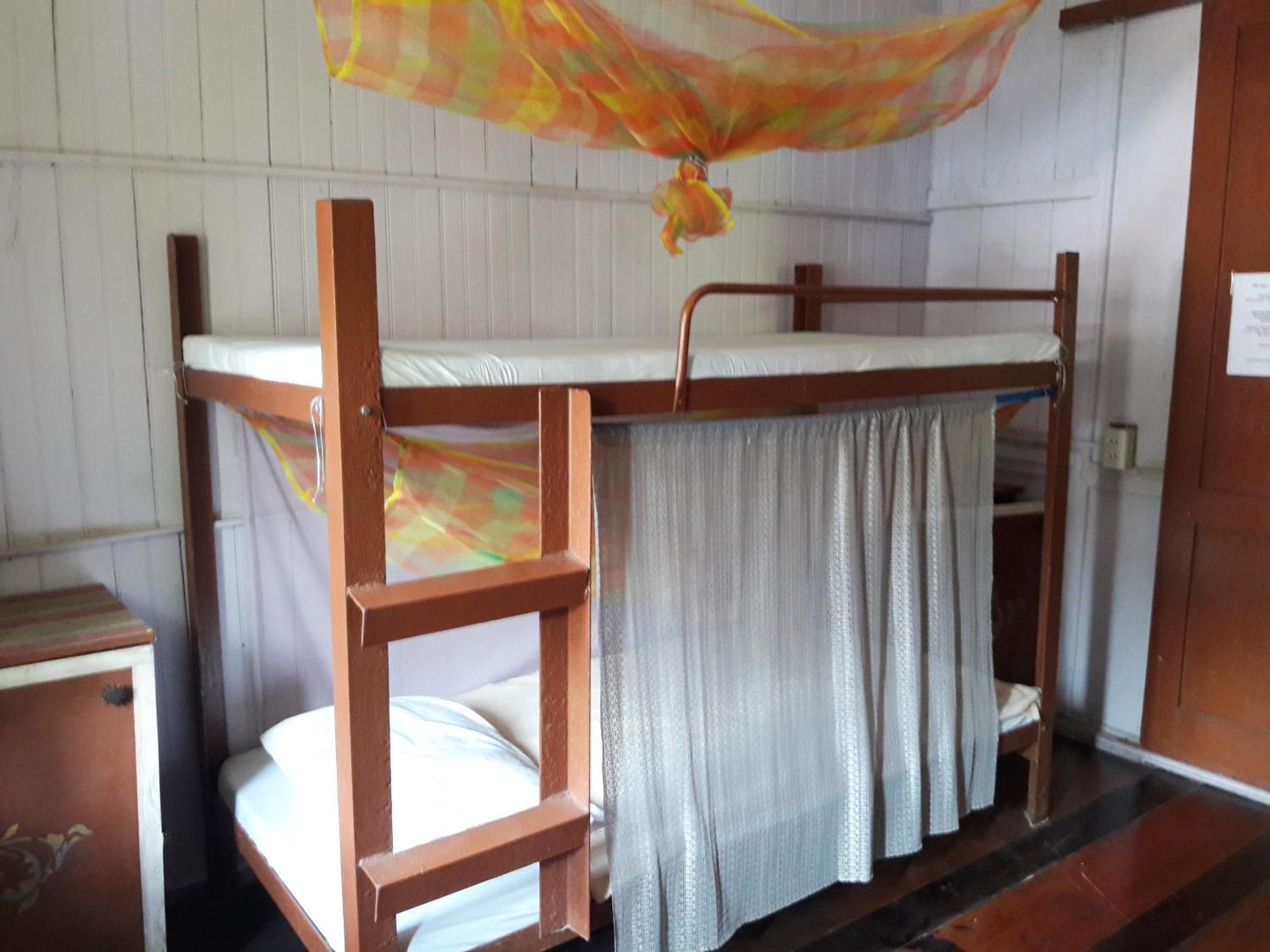 Bed in 4-Bed Mixed Dormitory Air Con Room 1 photo 3