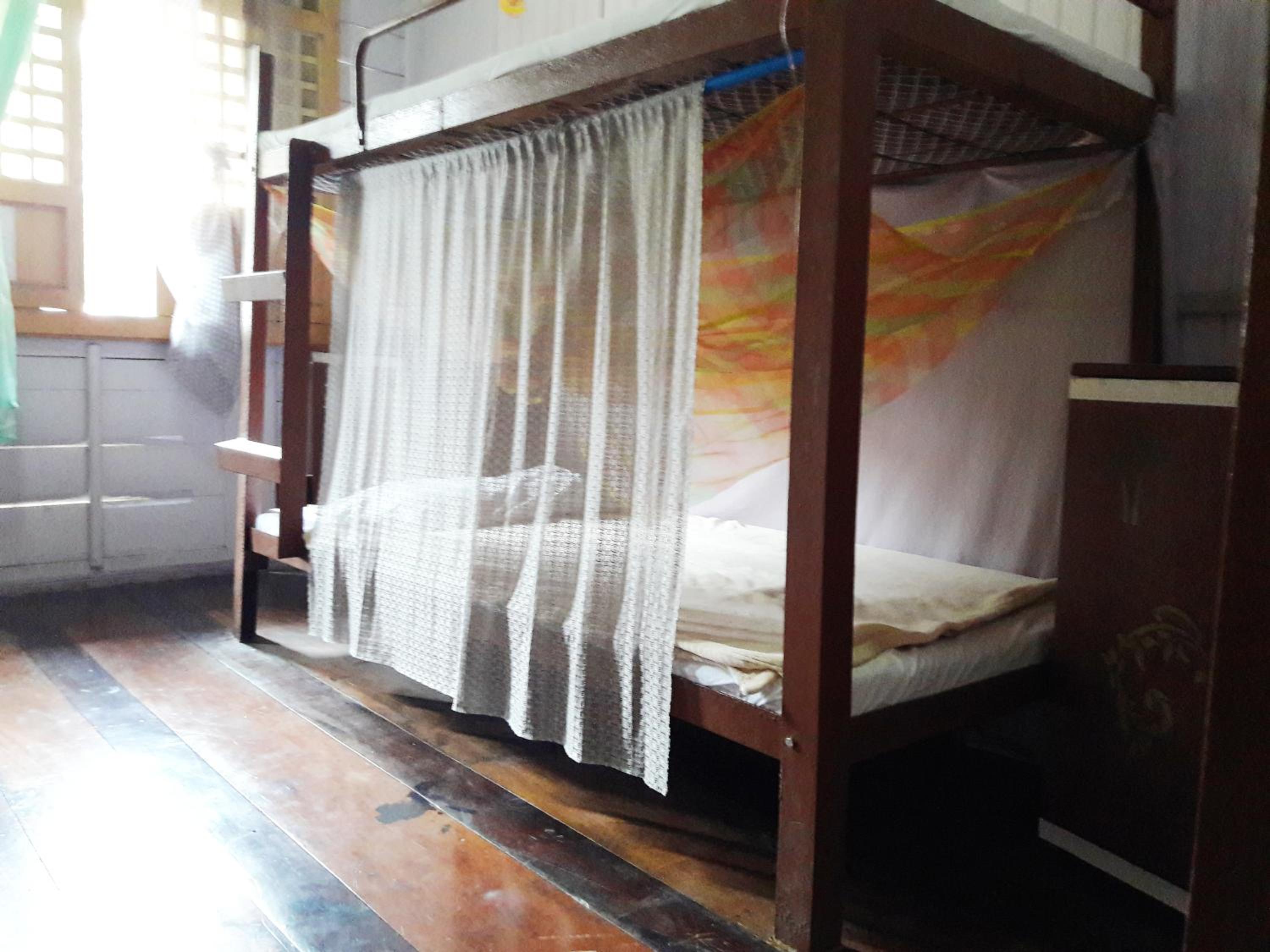 Bed in 4-Bed Mixed Dormitory Air Con Room 1 photo 2