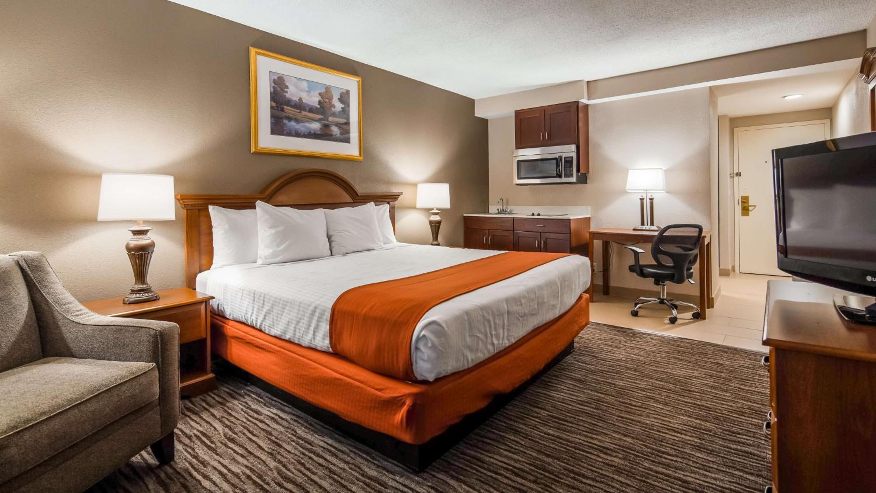 Executive King Room - Non-Smoking - Photo 1