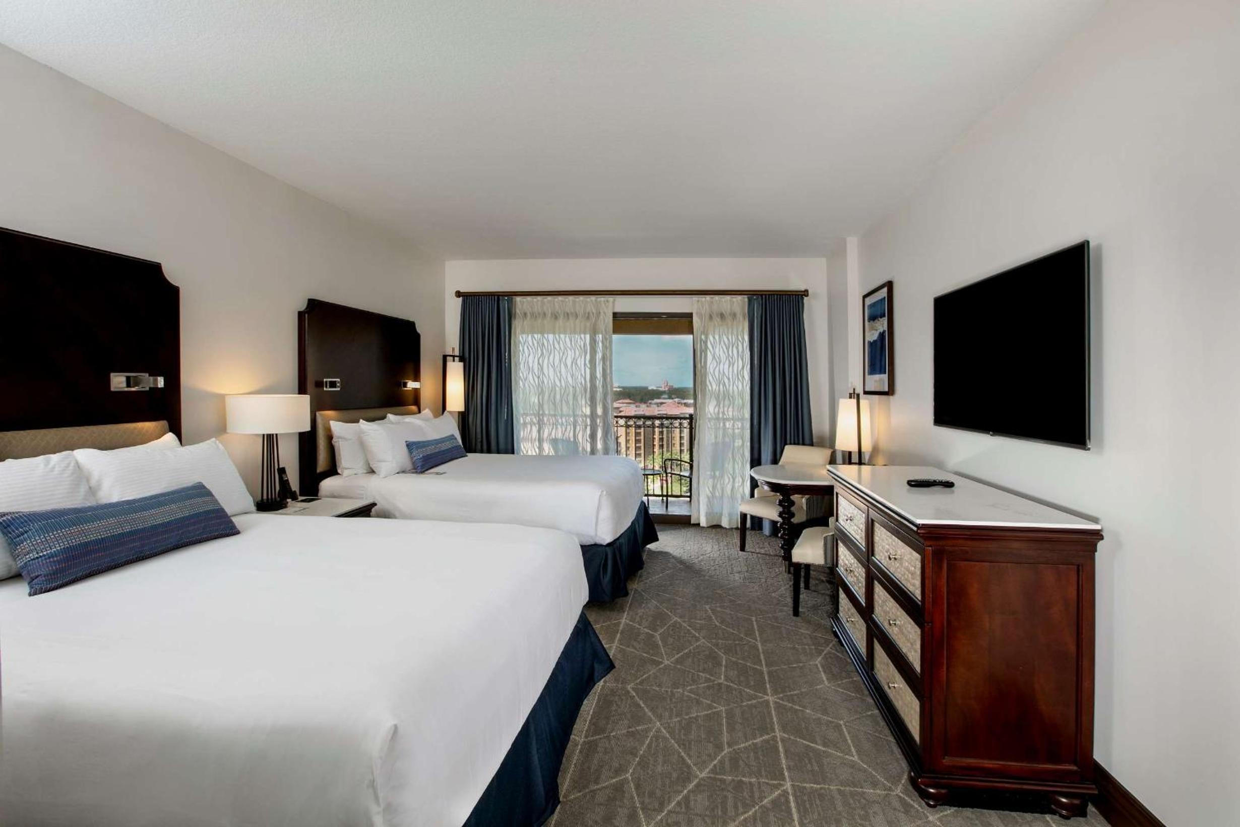 Two Queen Beds - Lake View
