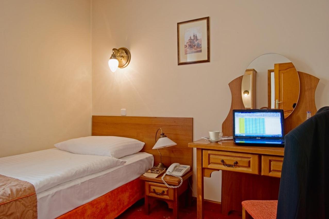 Single Room photo 2
