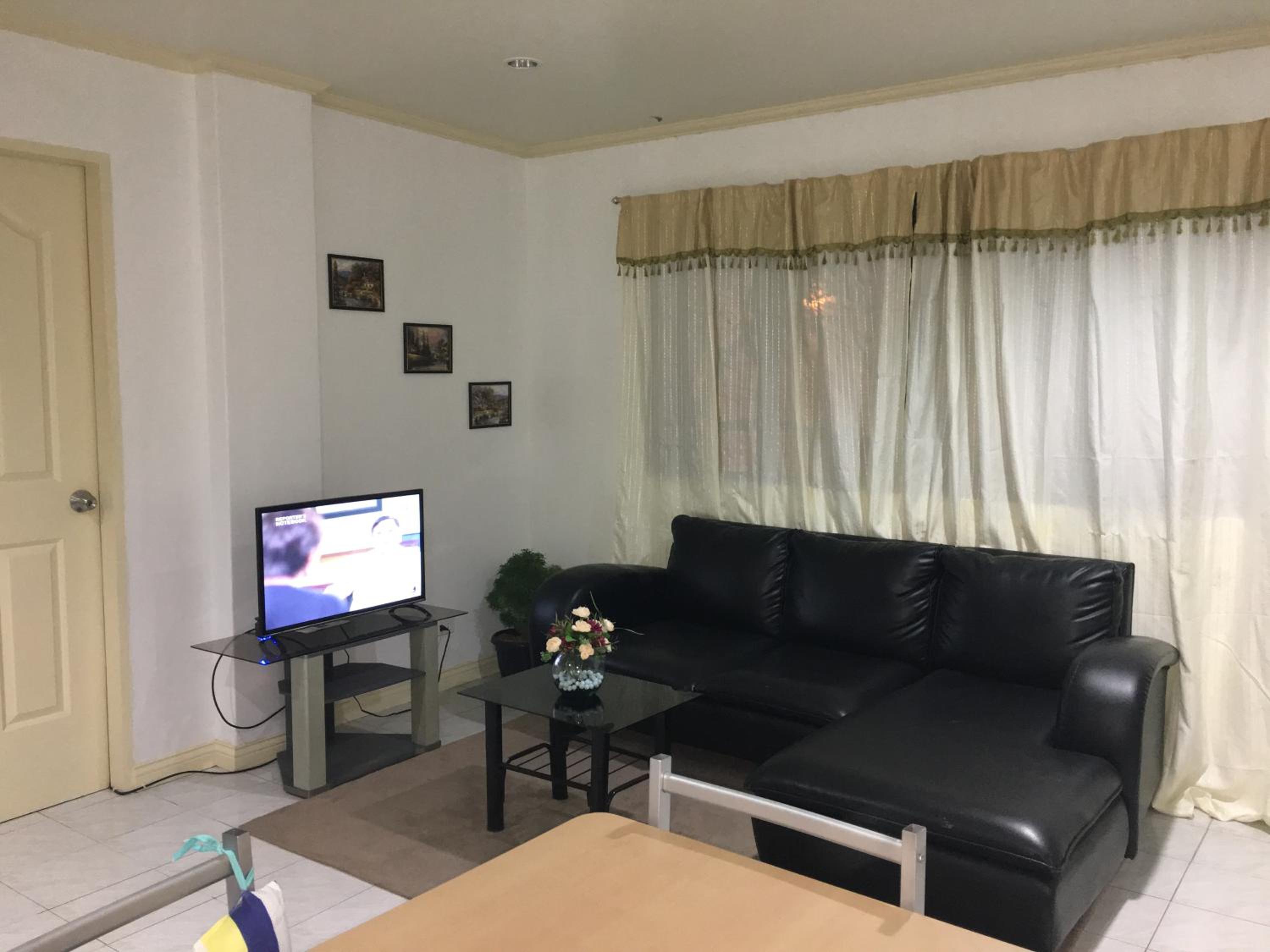 Apartment photo 1
