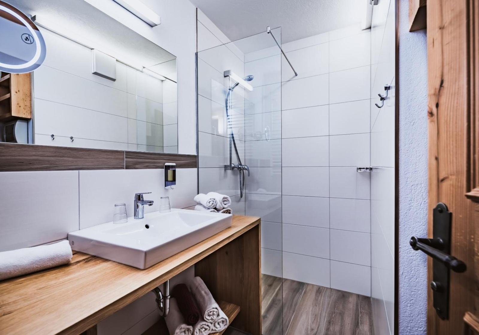 Three-Bedroom Apartment with Sauna photo 3