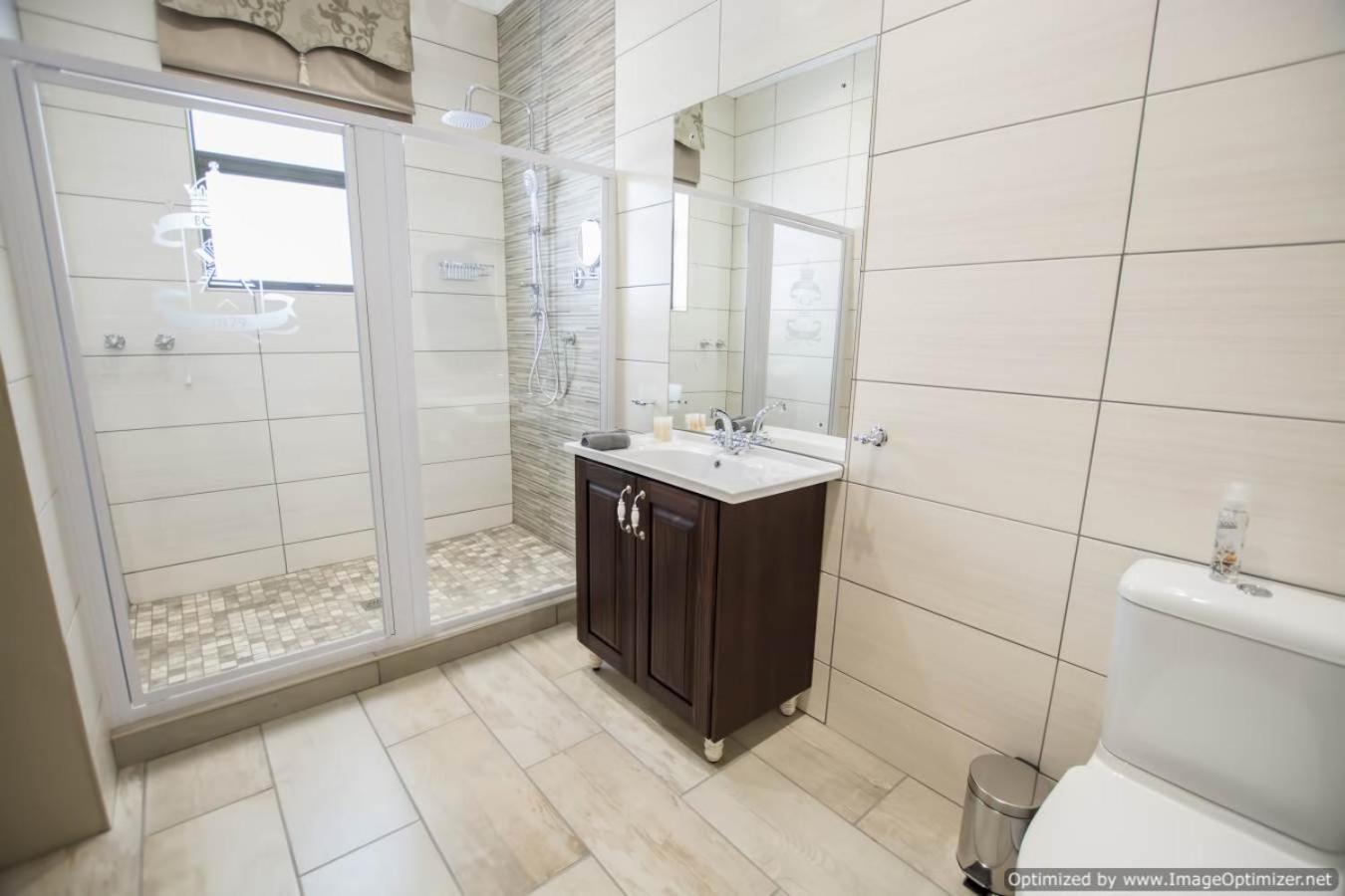 Superior Double Room - Photo 10