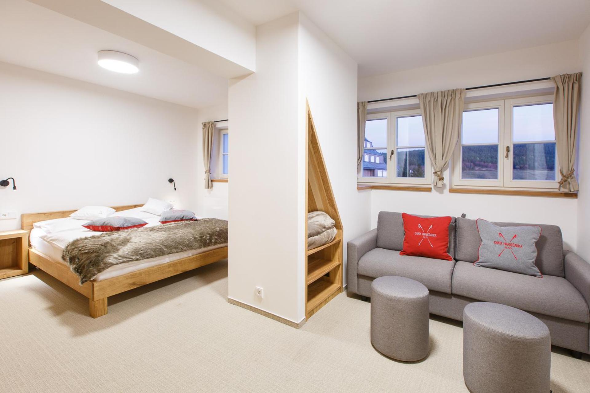 Deluxe Quadruple Room - Photo 9