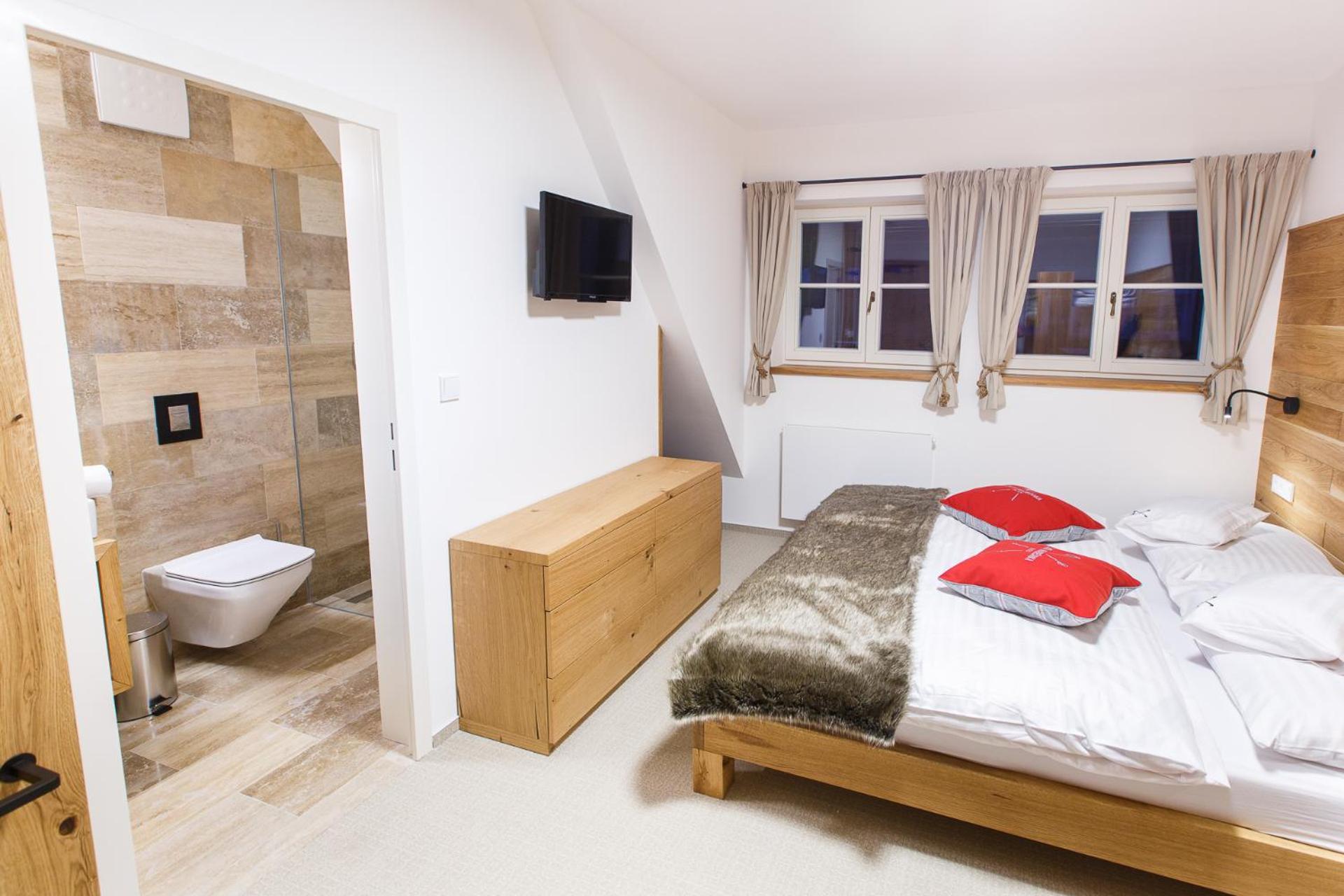 Deluxe Double Room - Photo 3