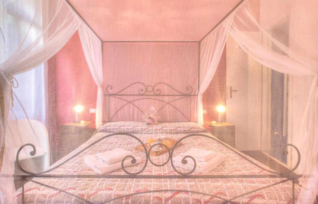 Deluxe Double Or Twin Room photo 1