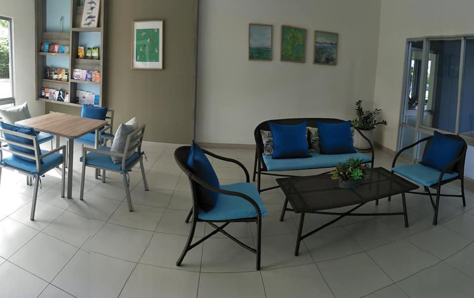 Apartment with Garden View - Photo 35