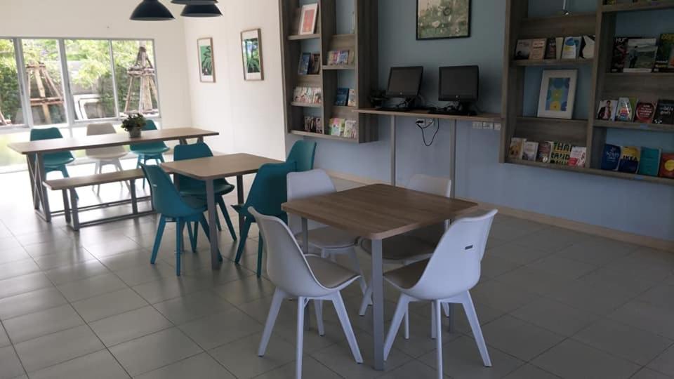 Apartment with Garden View - Photo 34