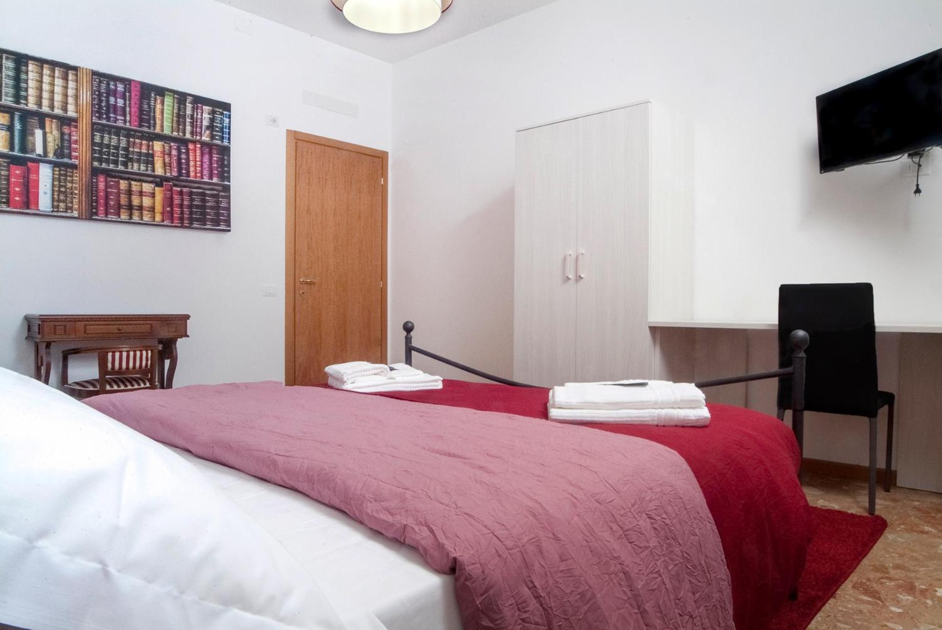 Triple Room with Private External Bathroom
