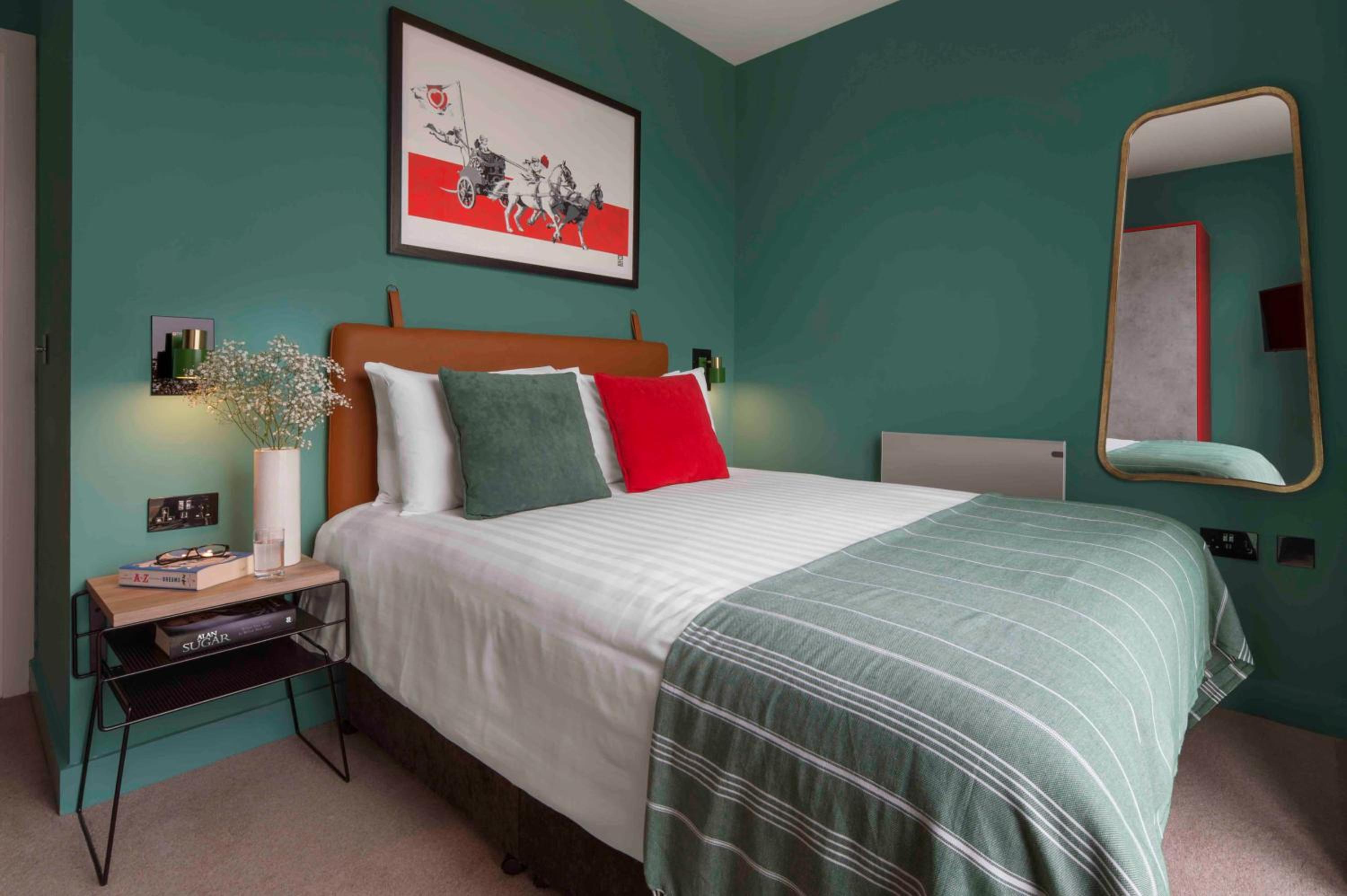 One Bedroom Suite  - Photo 4
