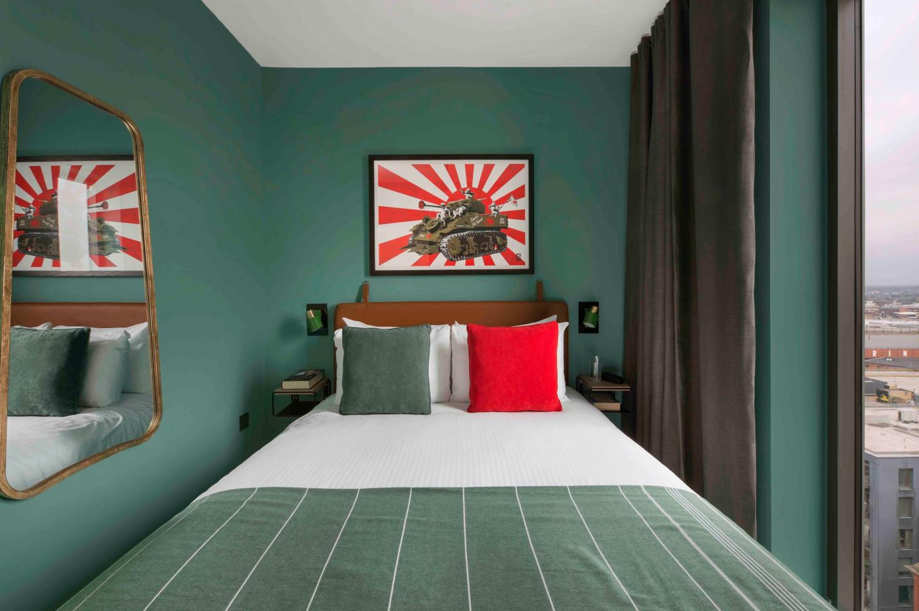Two Bedroom Suite - Photo 16