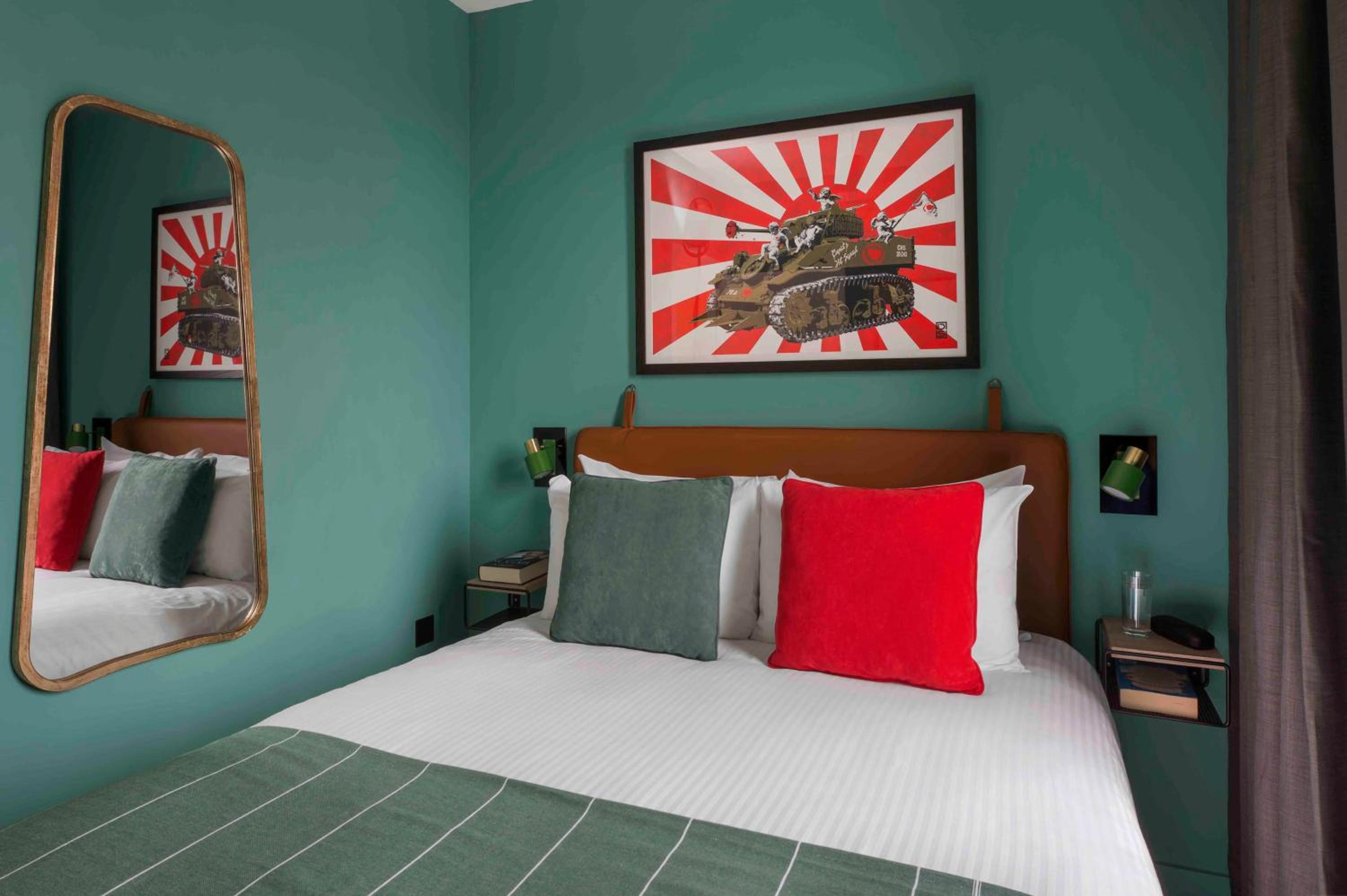 One Bedroom Suite  - Photo 2