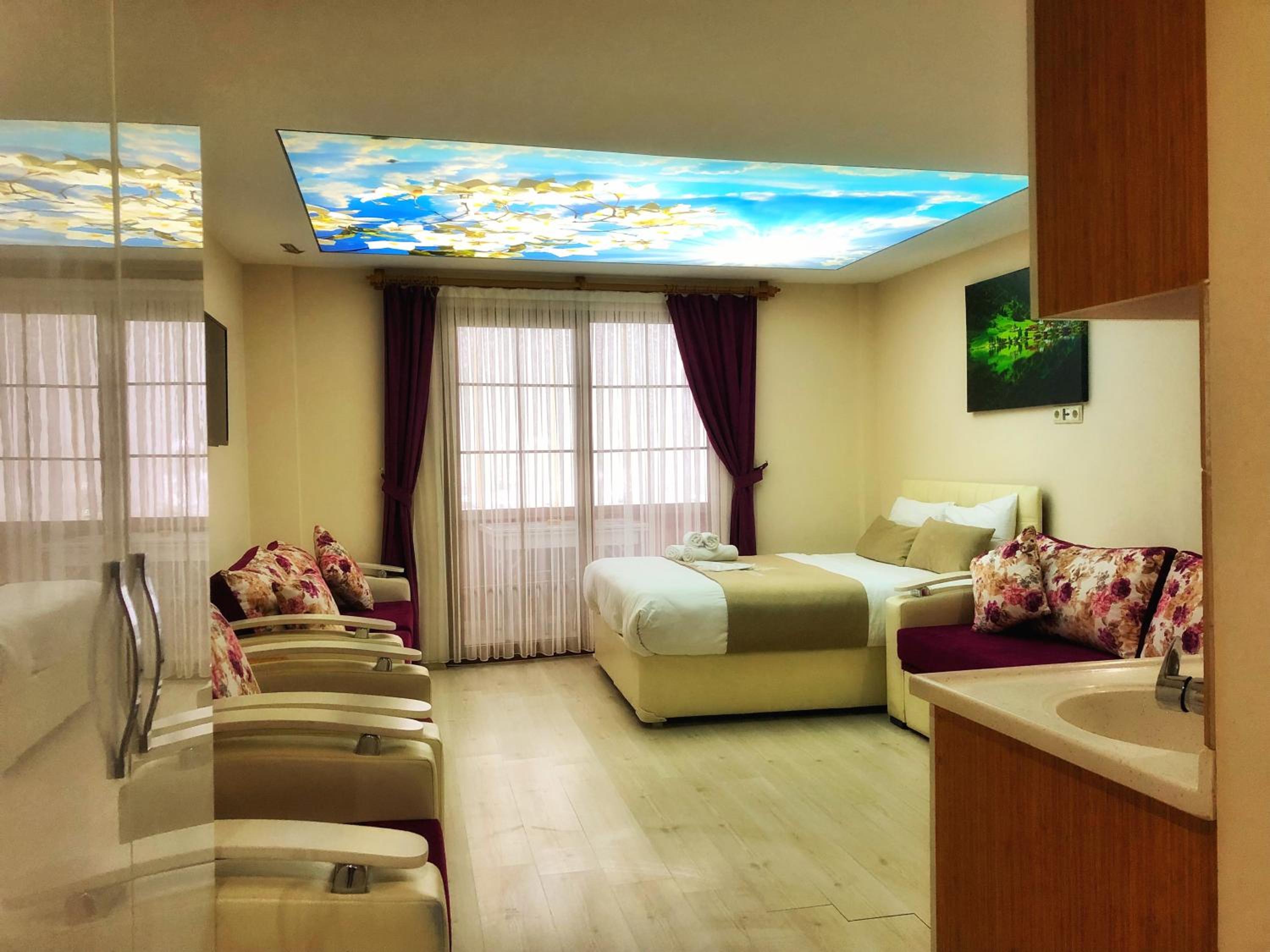 Triple Room with Lake View photo 1