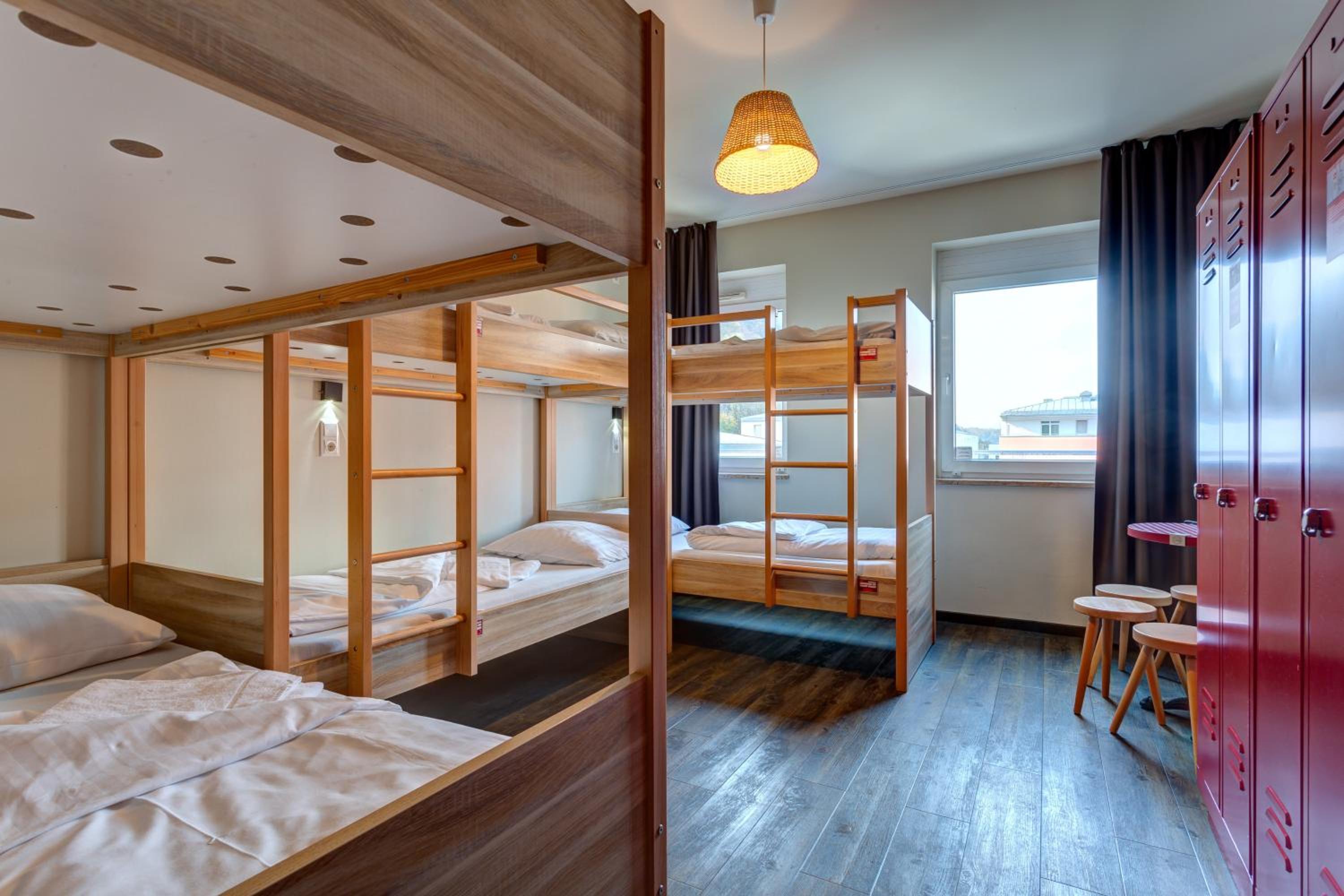 Bed in 6-Bed Female Dormitory Room photo 1