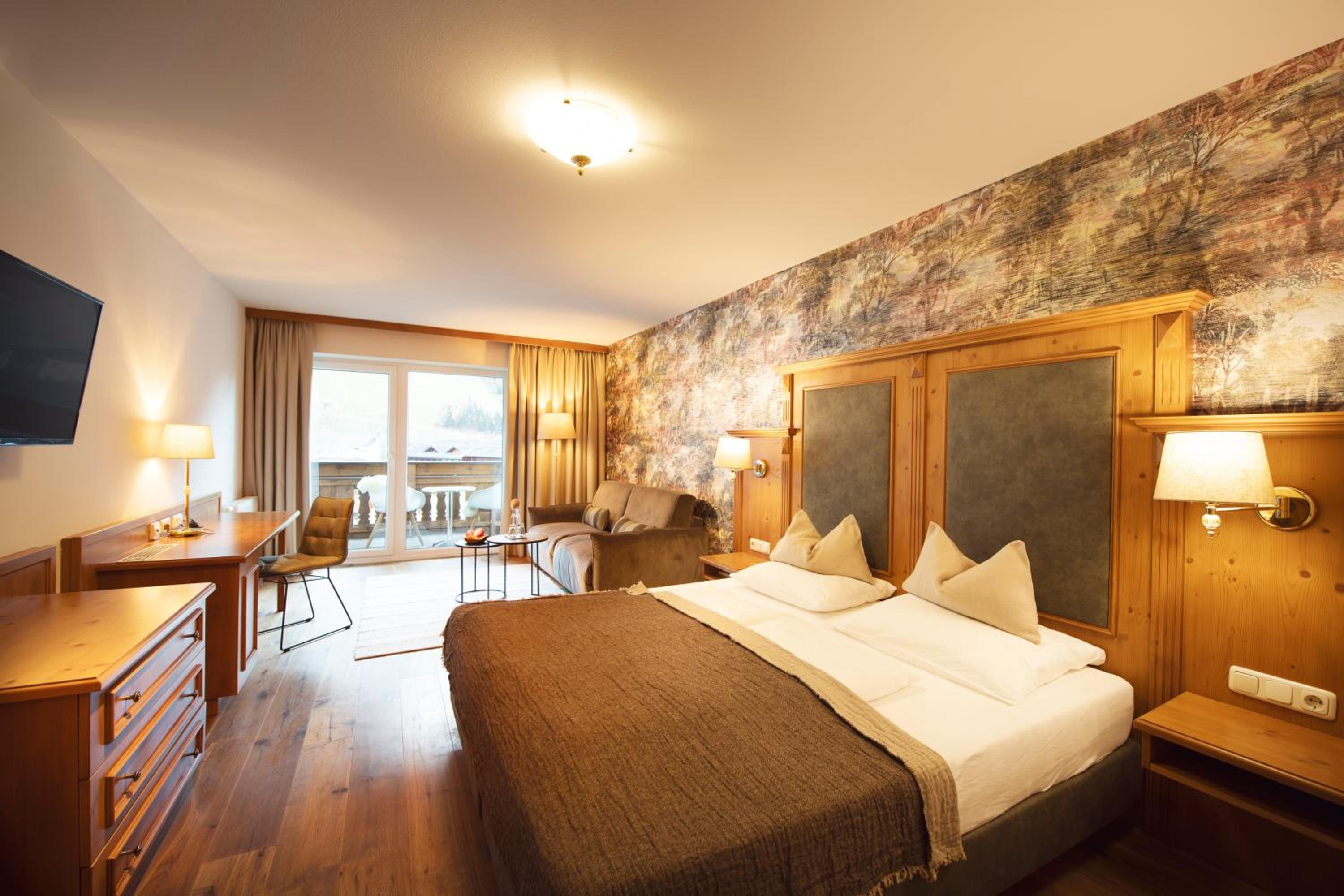 Room L (2 Adults + 2 Children) photo 1