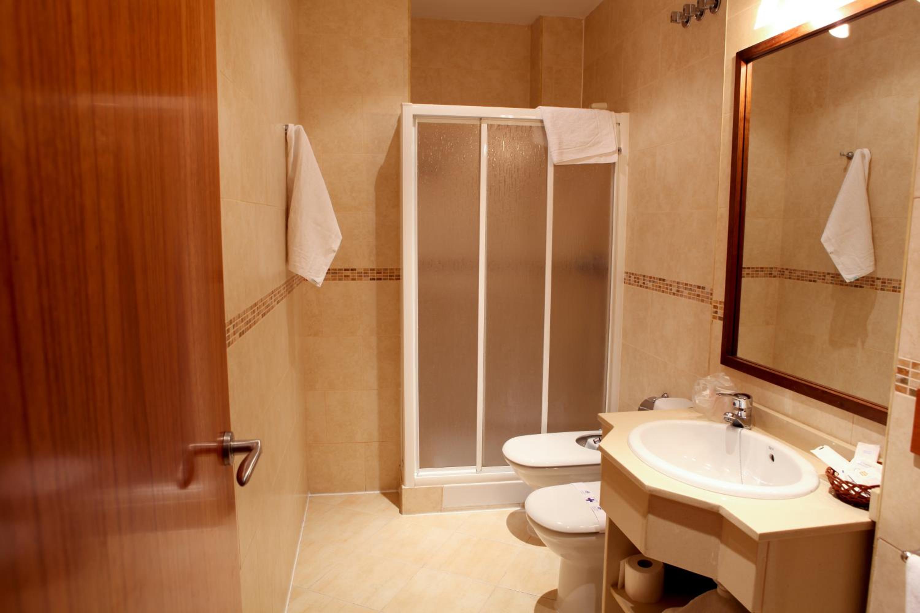 Two Connecting Double Rooms photo 3