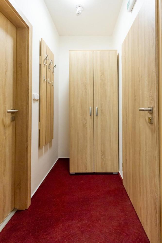 Double Room - Photo 11