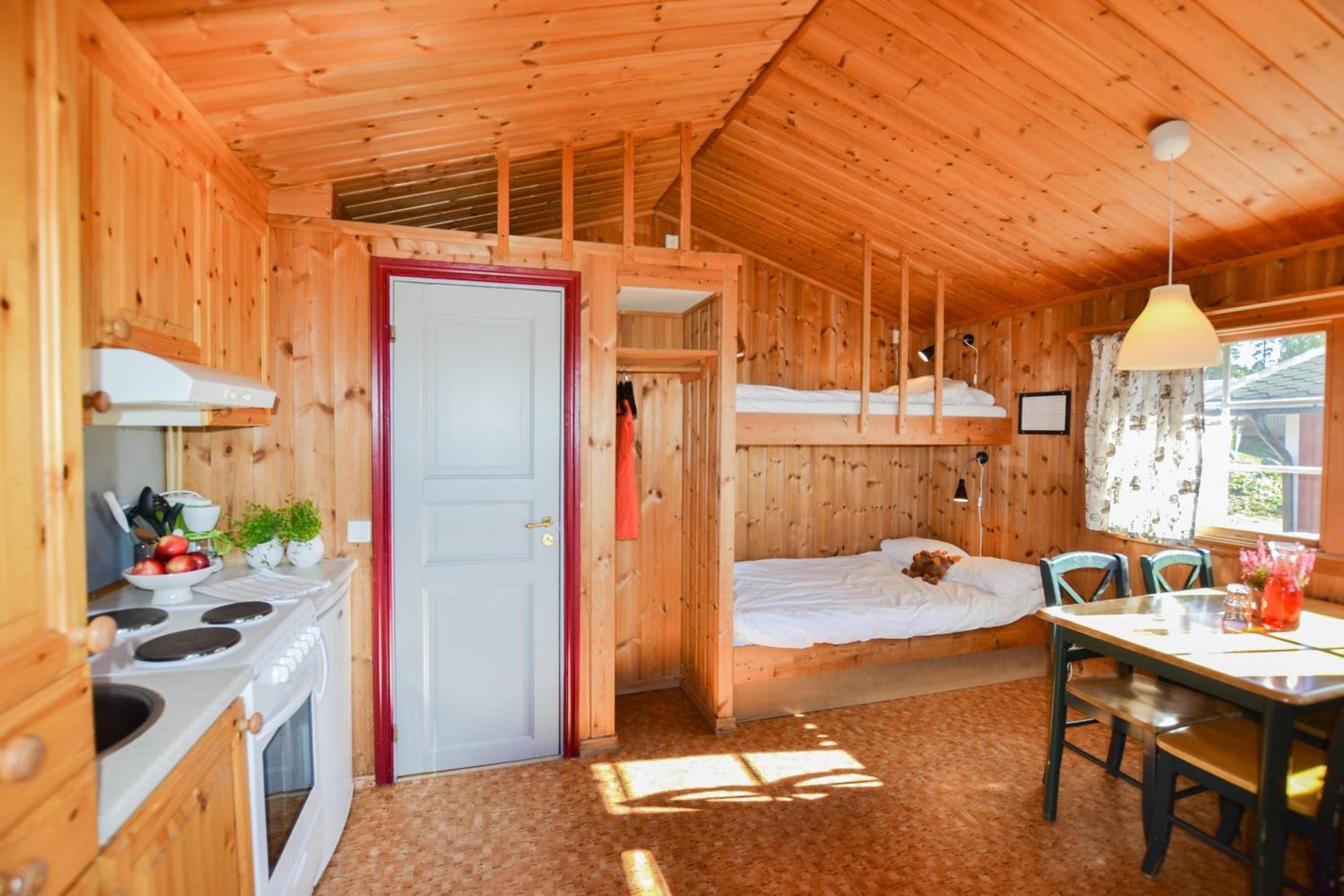 One-Bedroom House photo 1