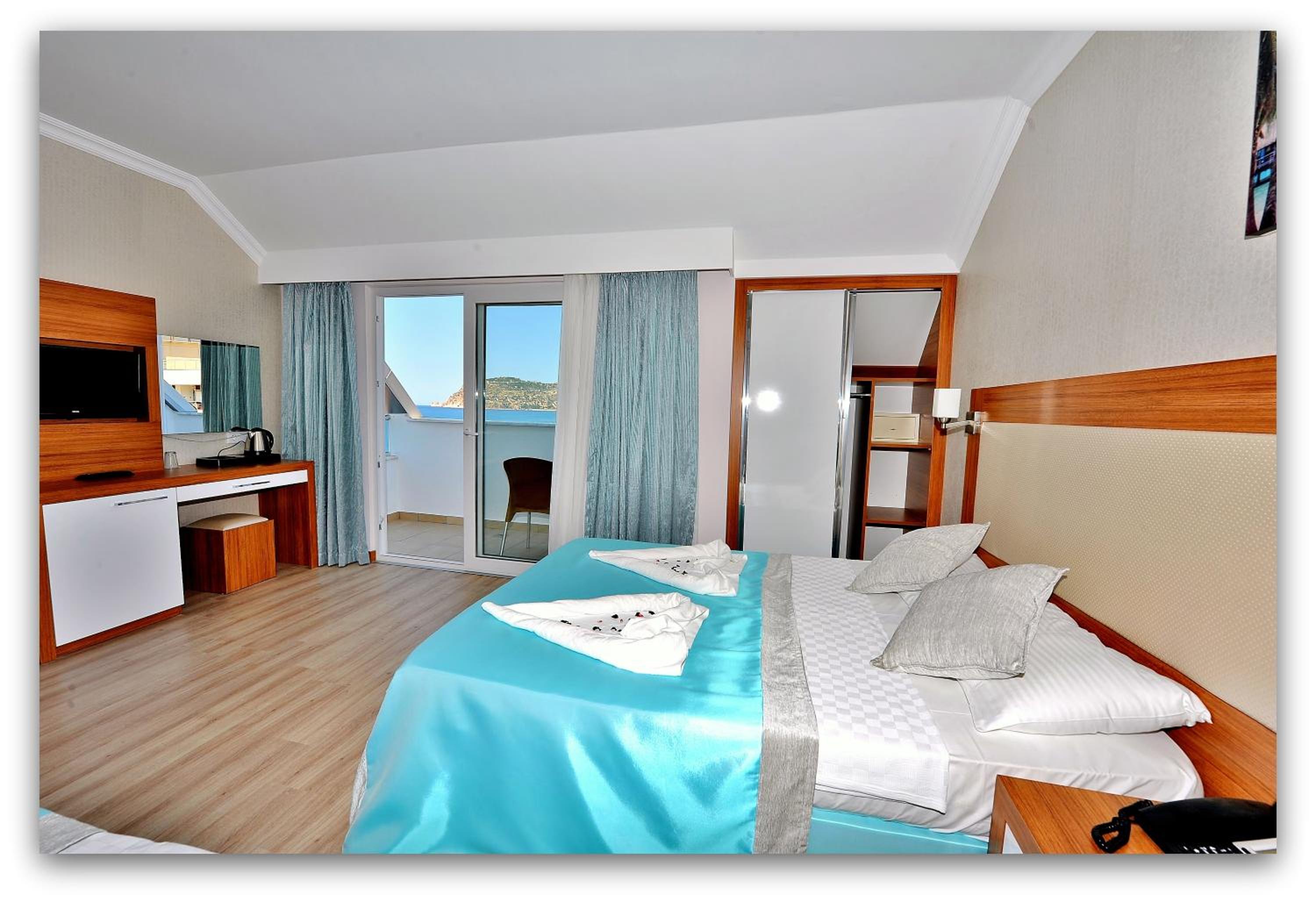 Triple Room photo 2