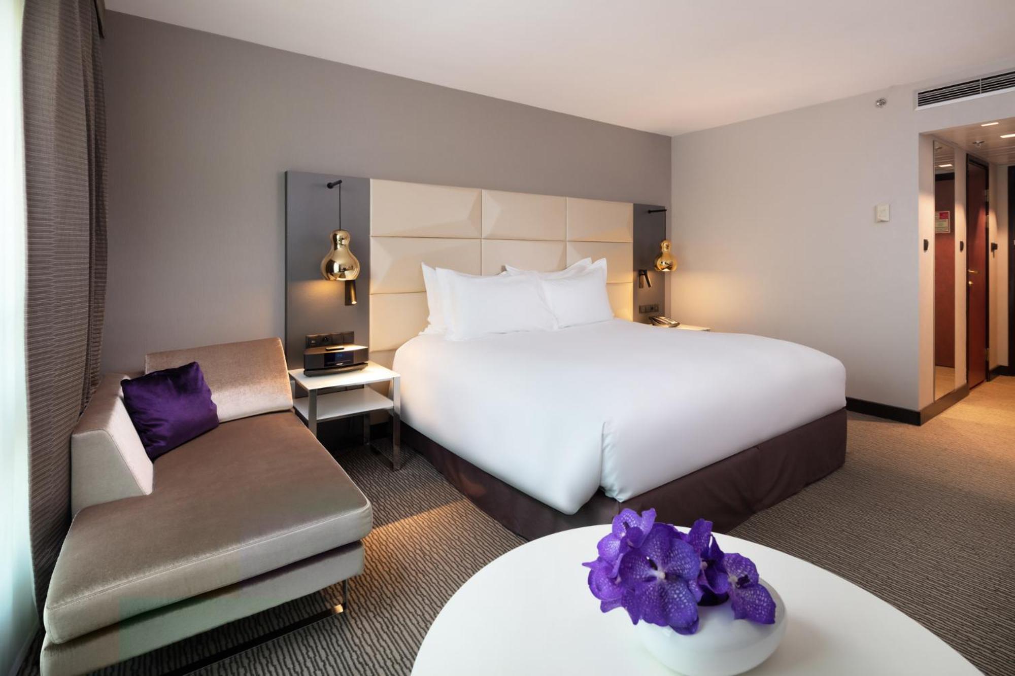 Classic King Room - Photo 6