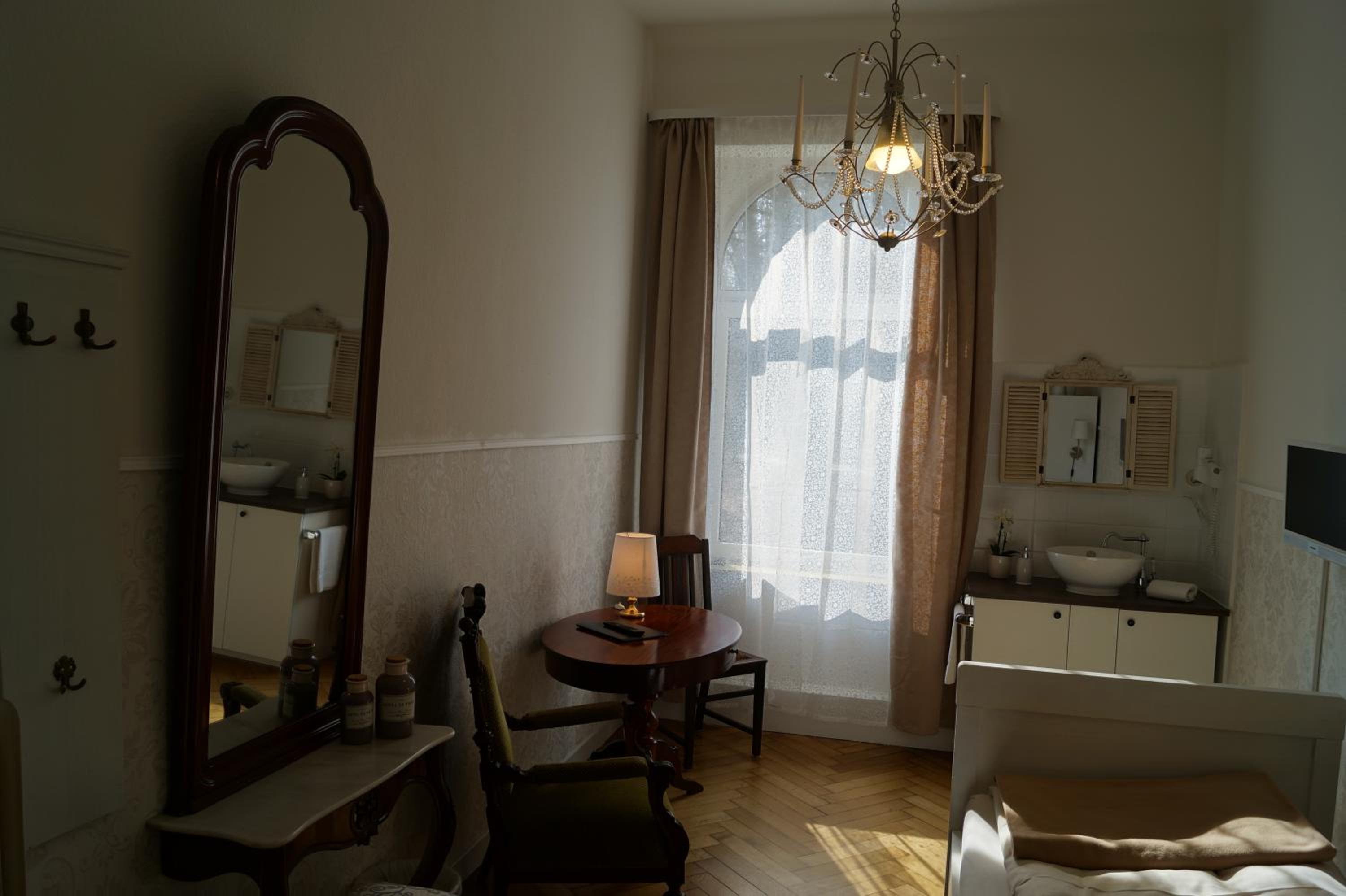 Single Room