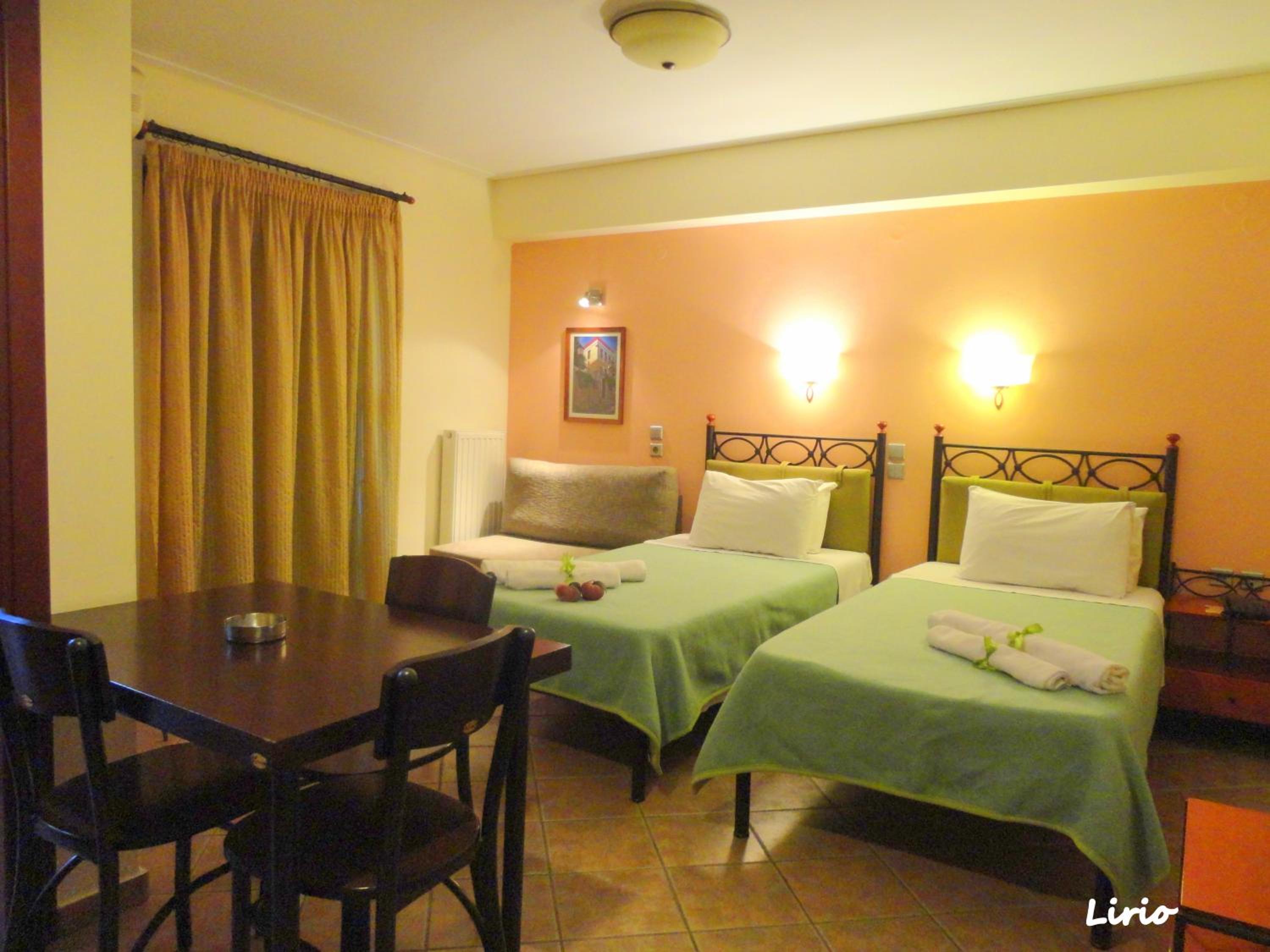 Standard Double or Twin Room with Balcony photo 2