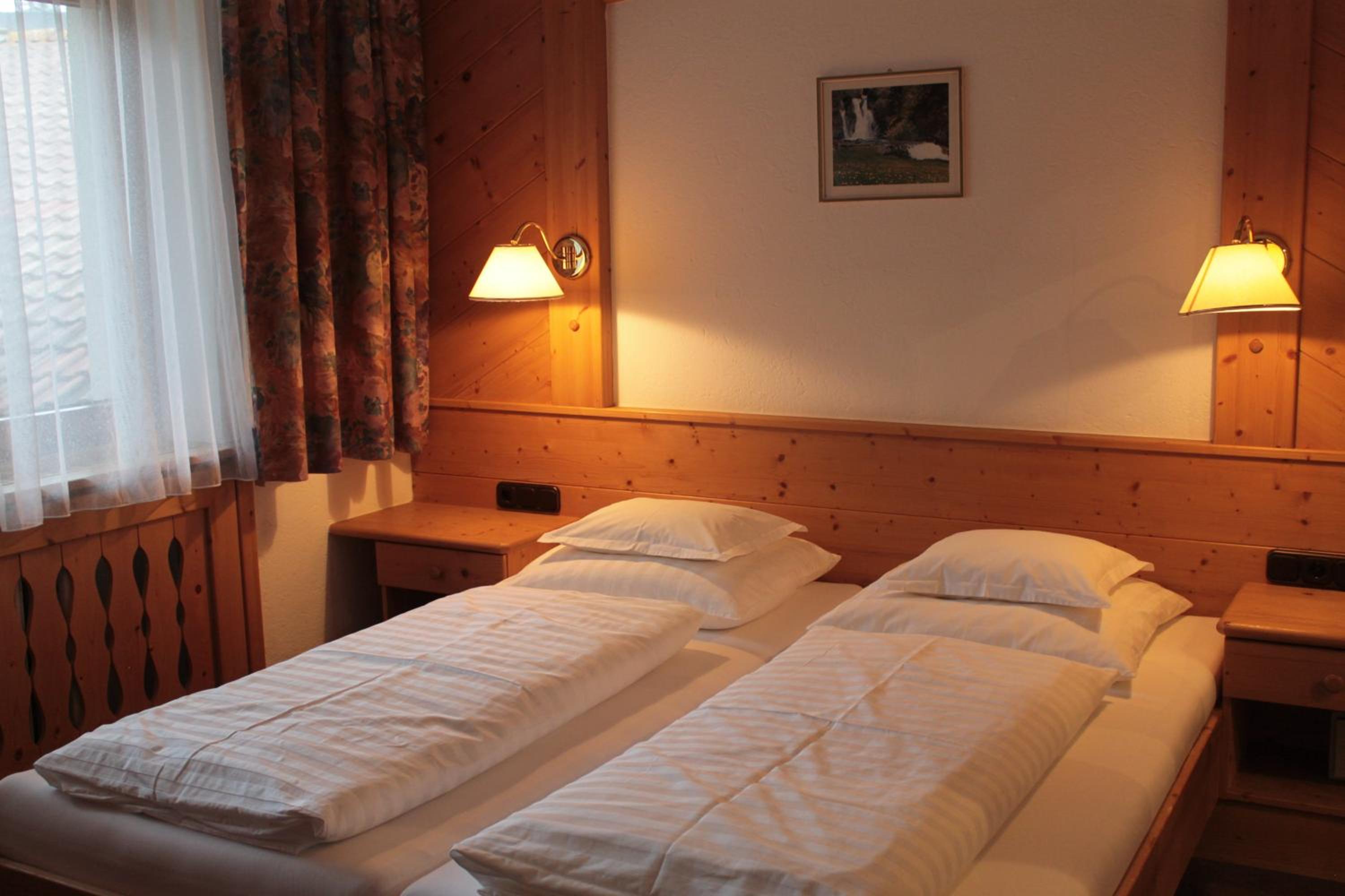 Small double room without balcony photo 1