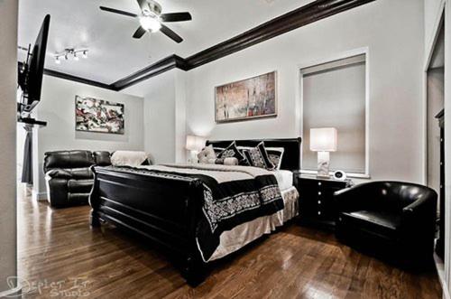 101 Presidential Suite photo 1