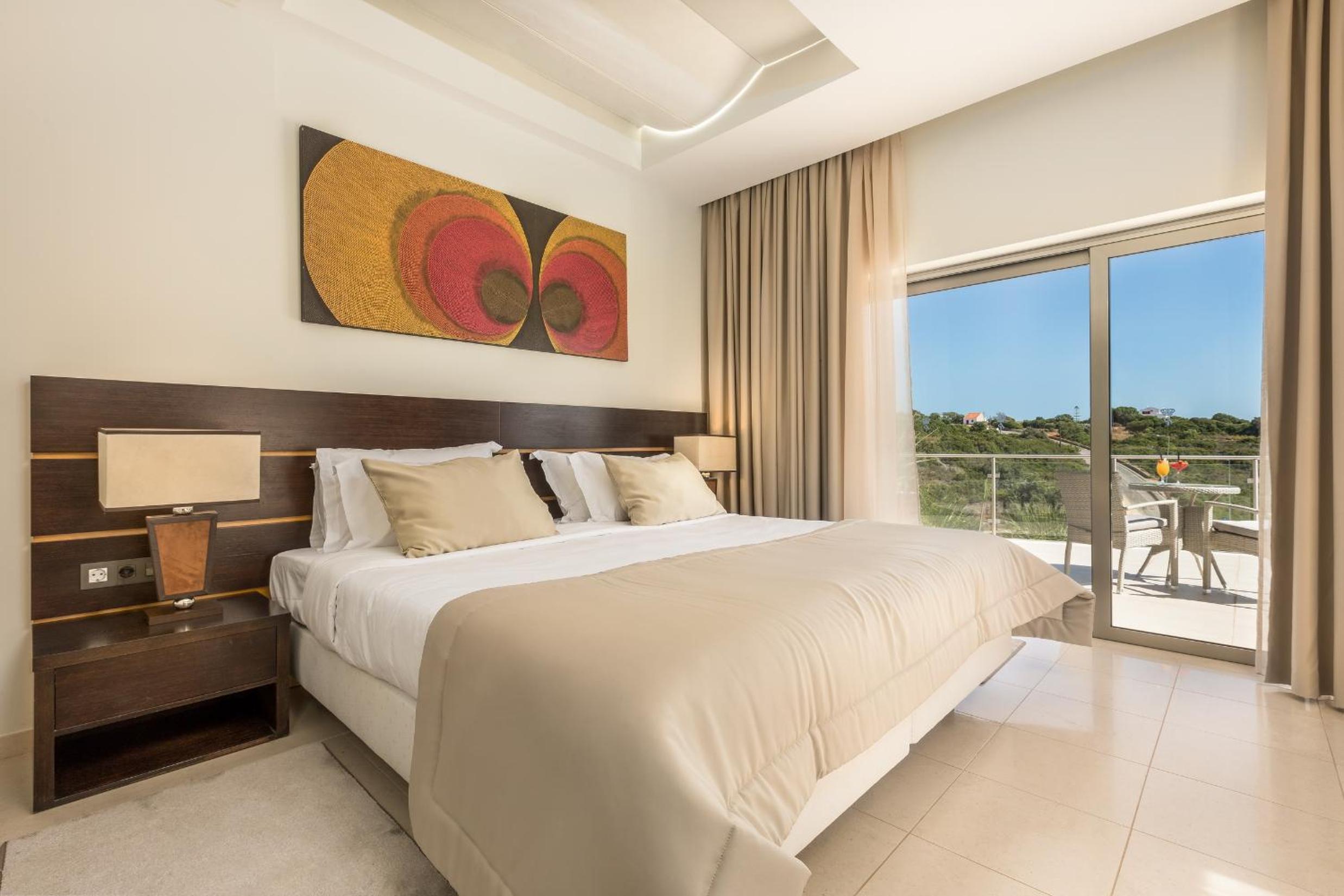 Suite with Sea View - Photo 9
