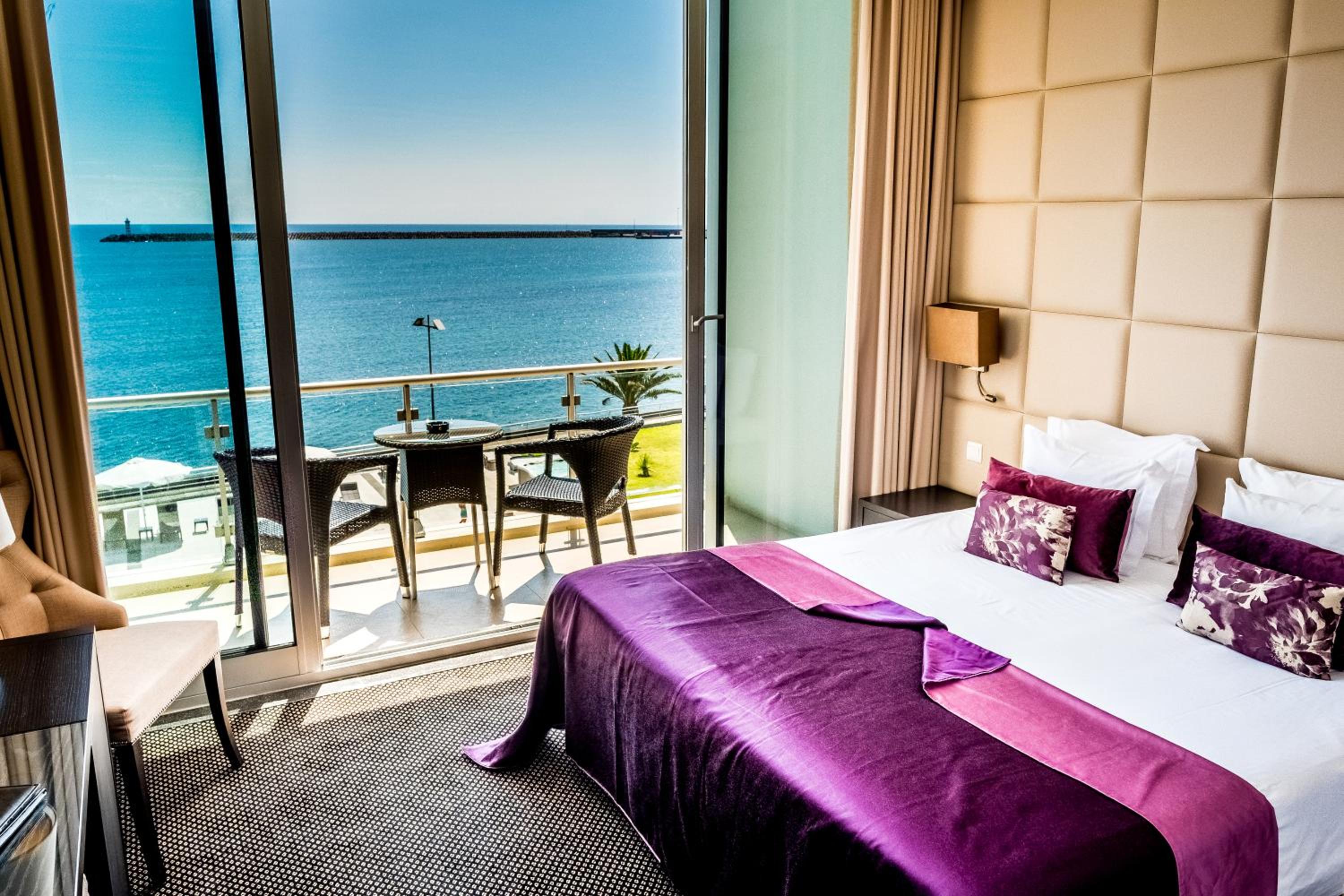 Junior Suite with Sea View - Photo 1