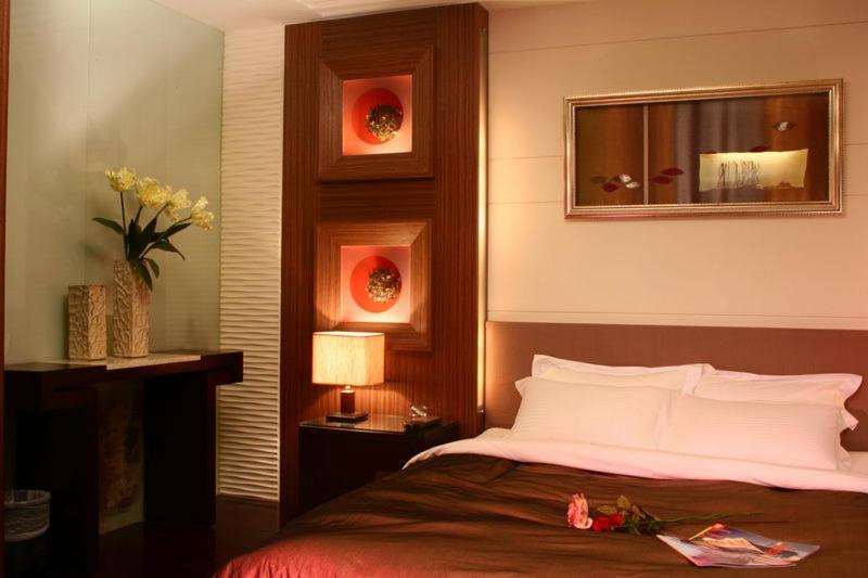 Queen Room With Spa Bath photo 2
