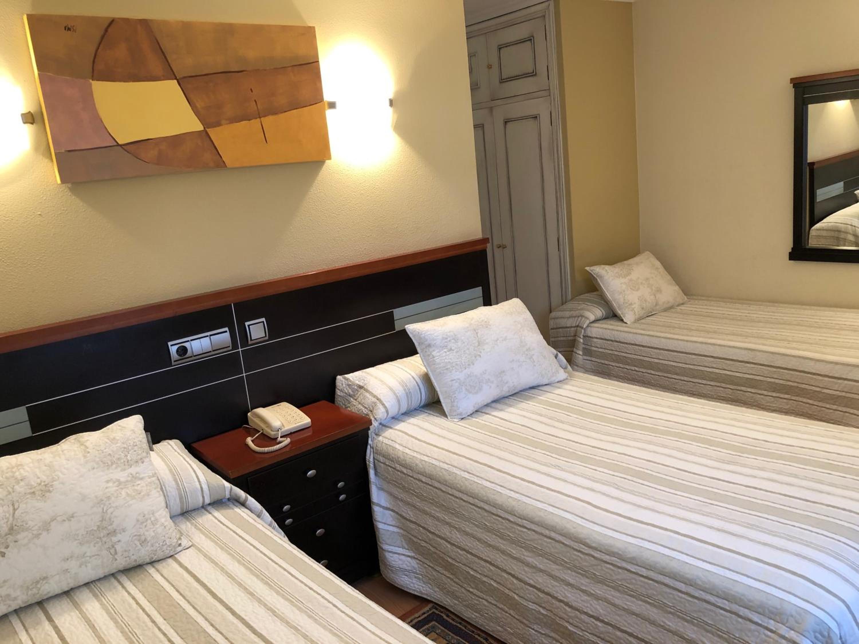 Triple Room photo 2