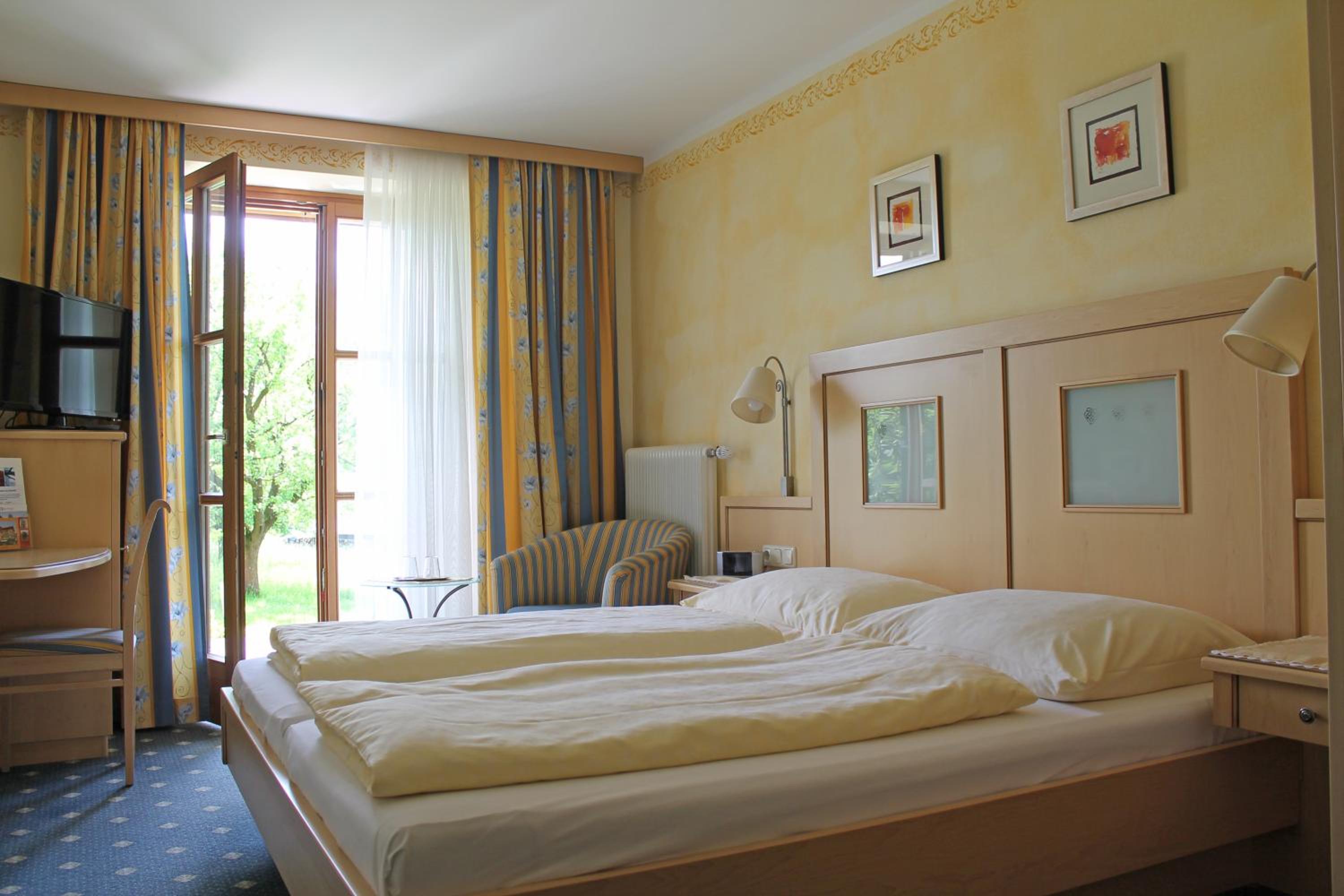 Double Room - Photo 6