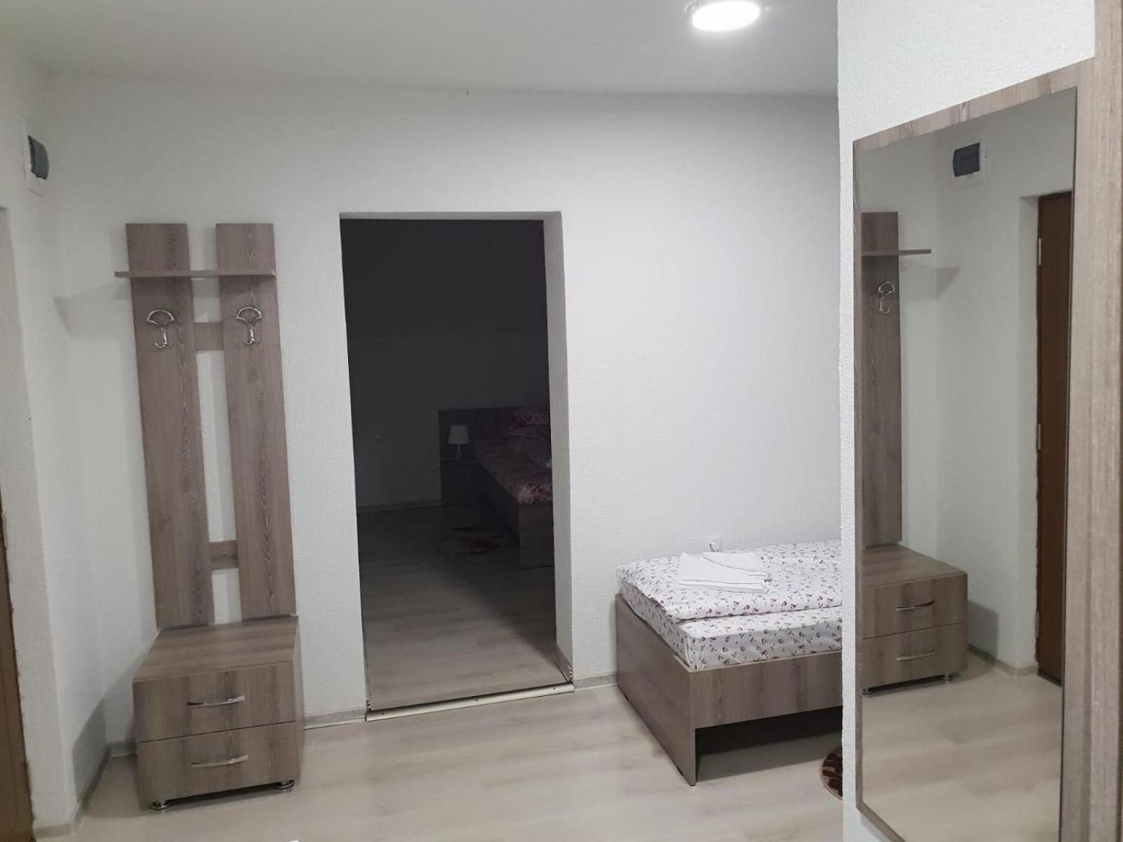Deluxe Family Suite - Photo 29