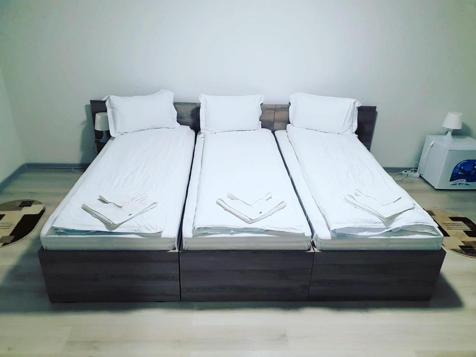 Standard Triple Room - Photo 6