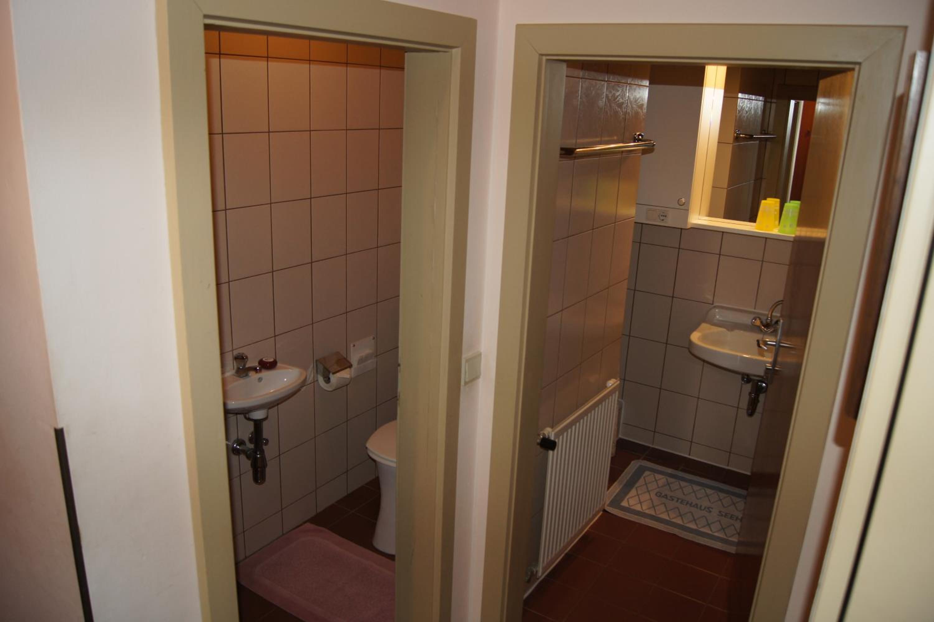 Apartment with Lake View photo 3