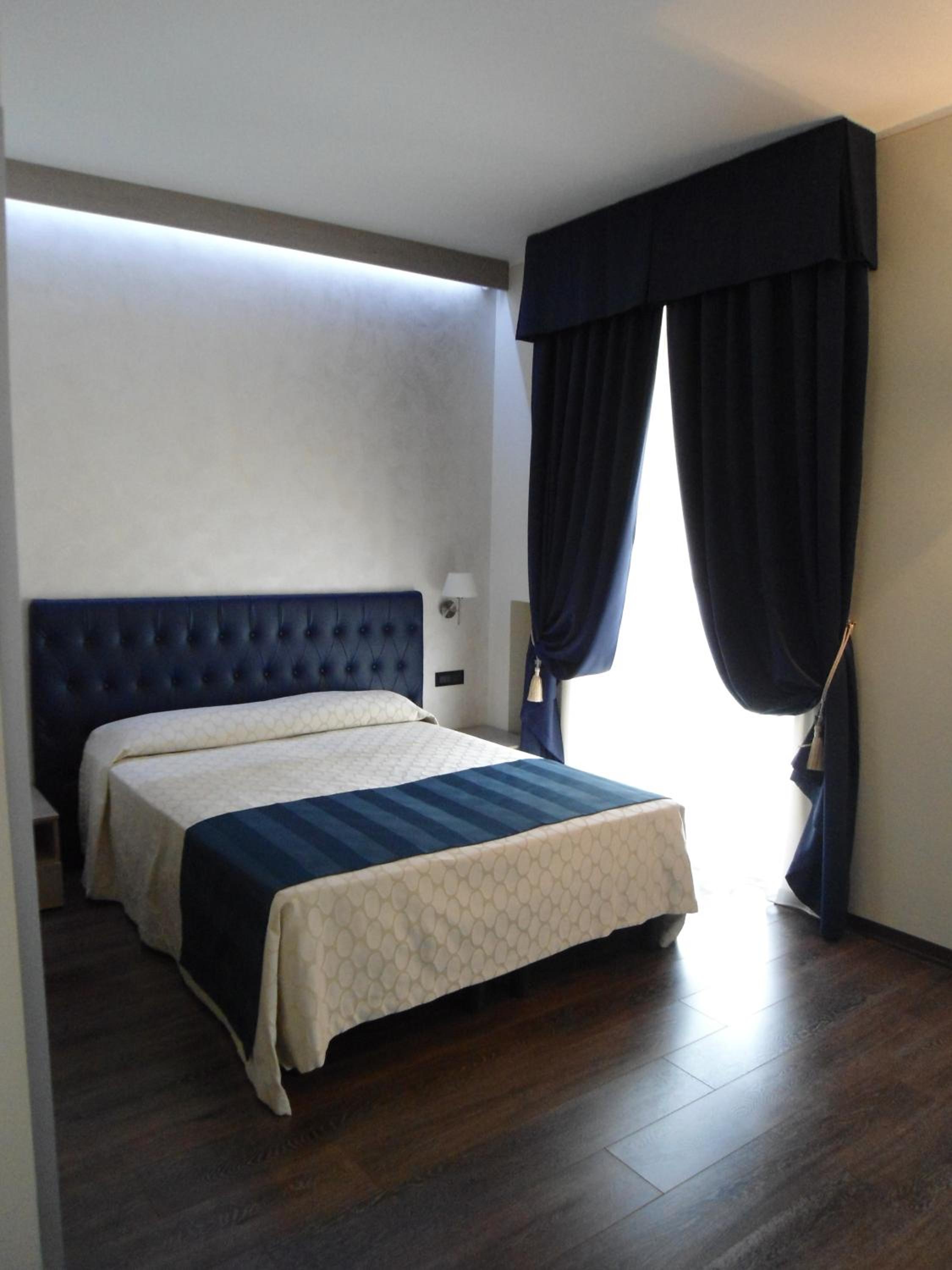 Junior Suite - Photo 16