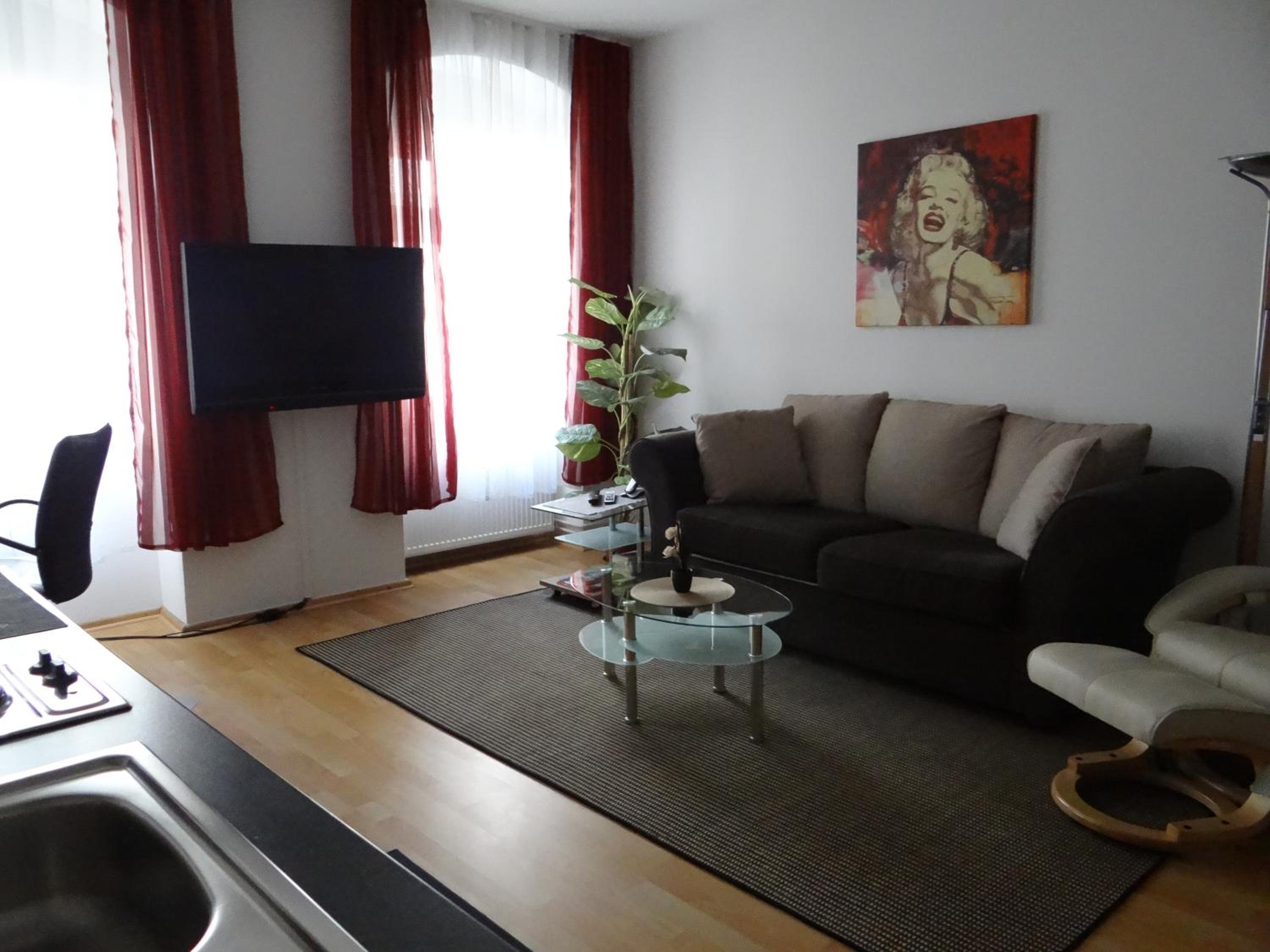 One-Bedroom Apartment photo 3