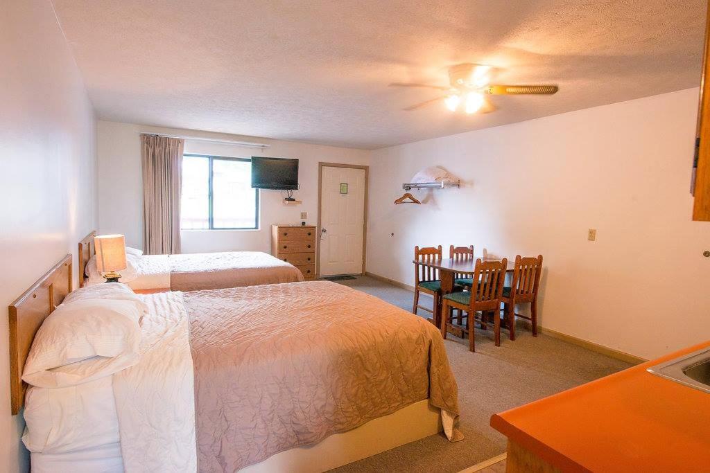 Queen Room With Balcony photo 1
