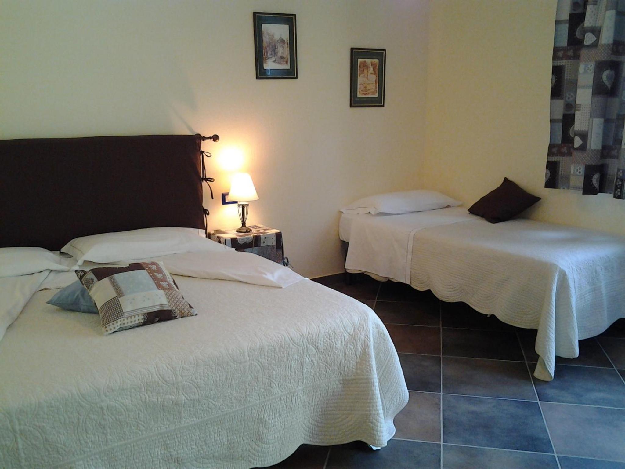 Triple Room - Photo 1