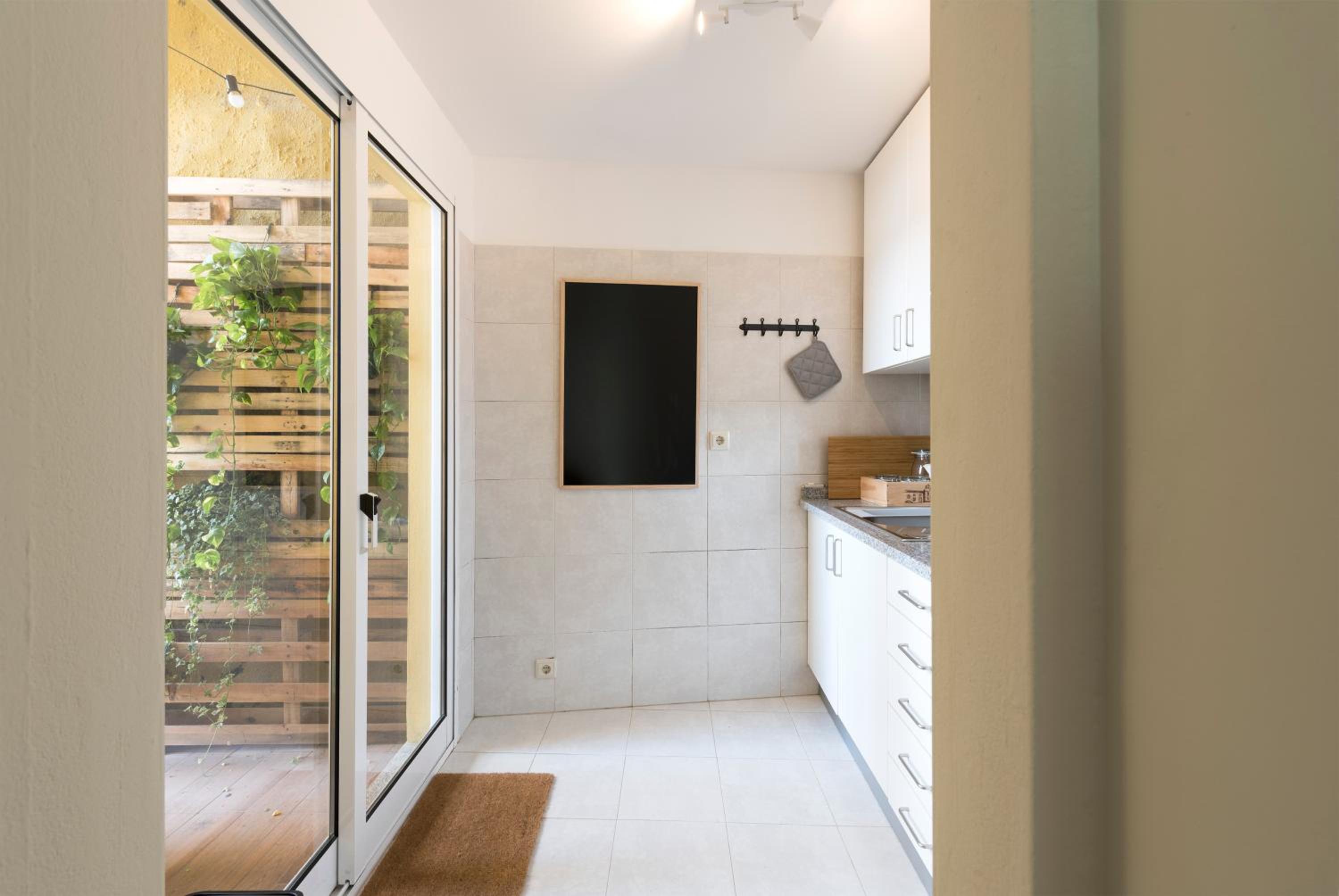 Apartment - Photo 23