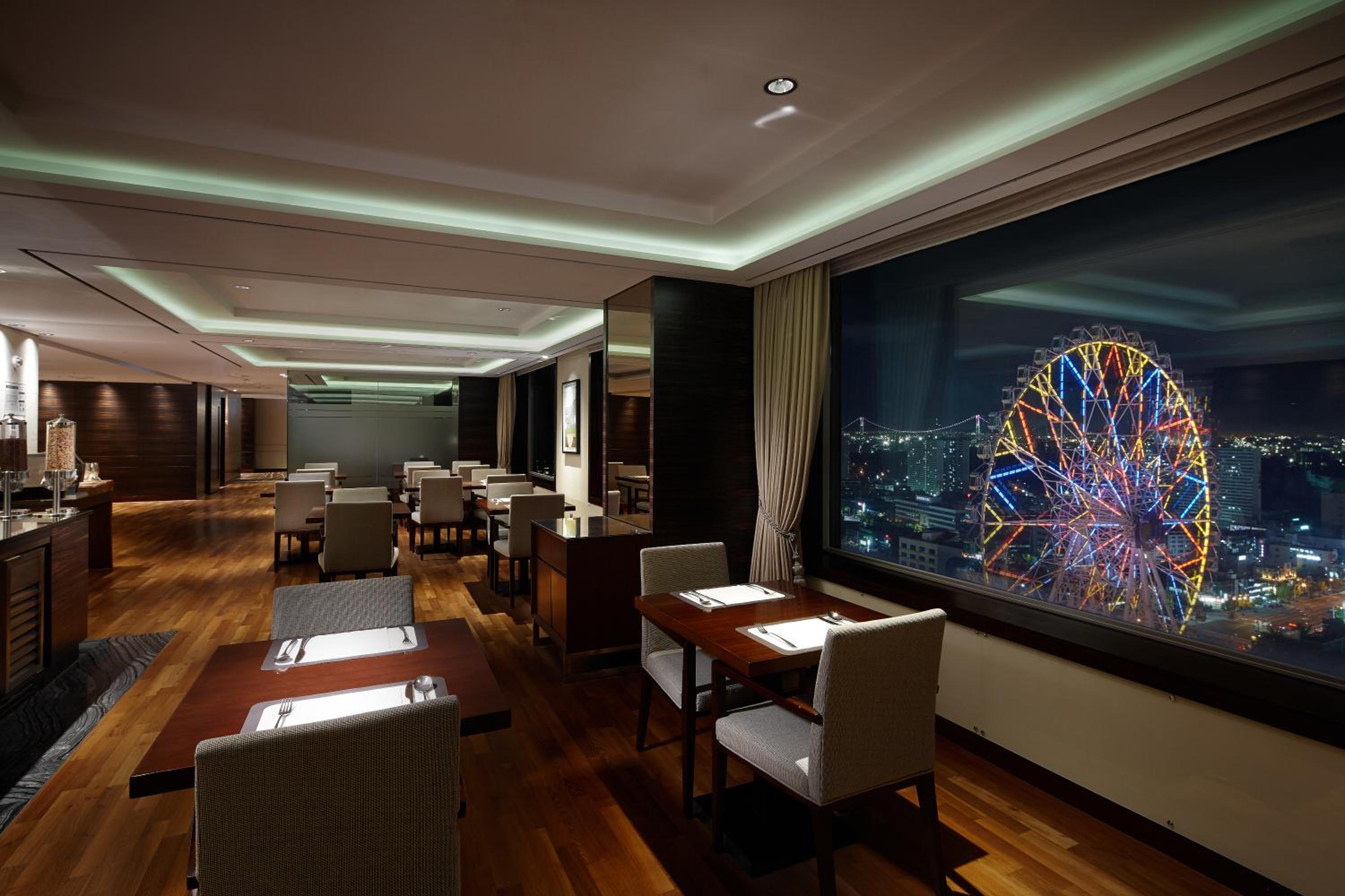 Club Deluxe Double Room With Club Lounge Access For 2 Person - Photo 10