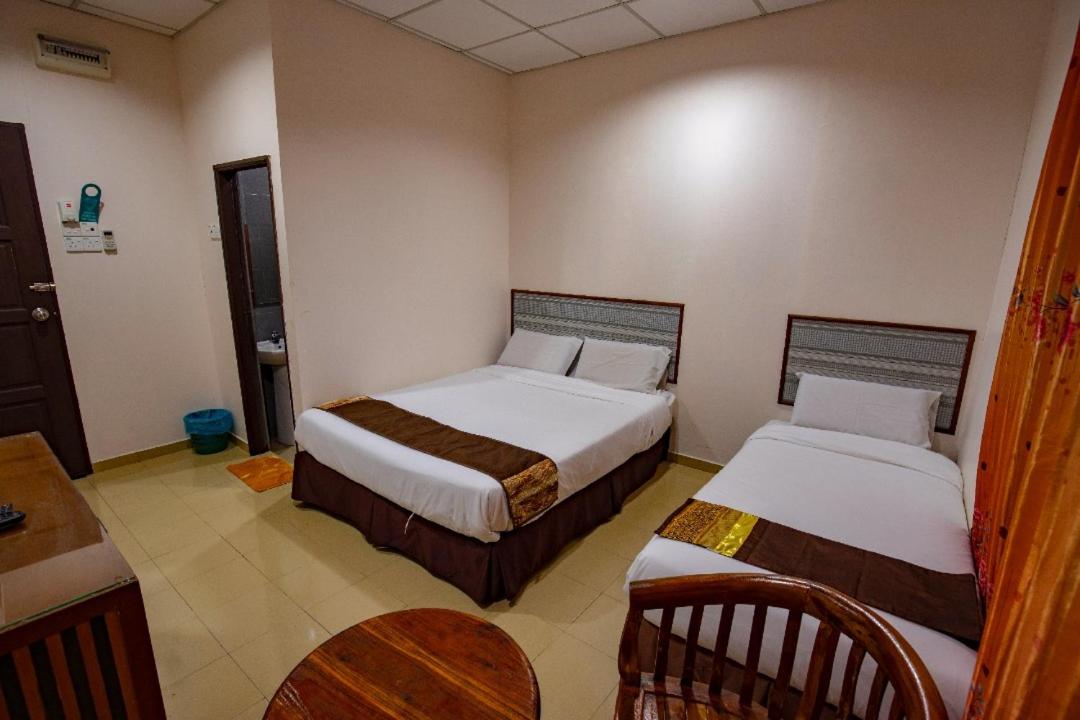 Triple Room - Photo 1
