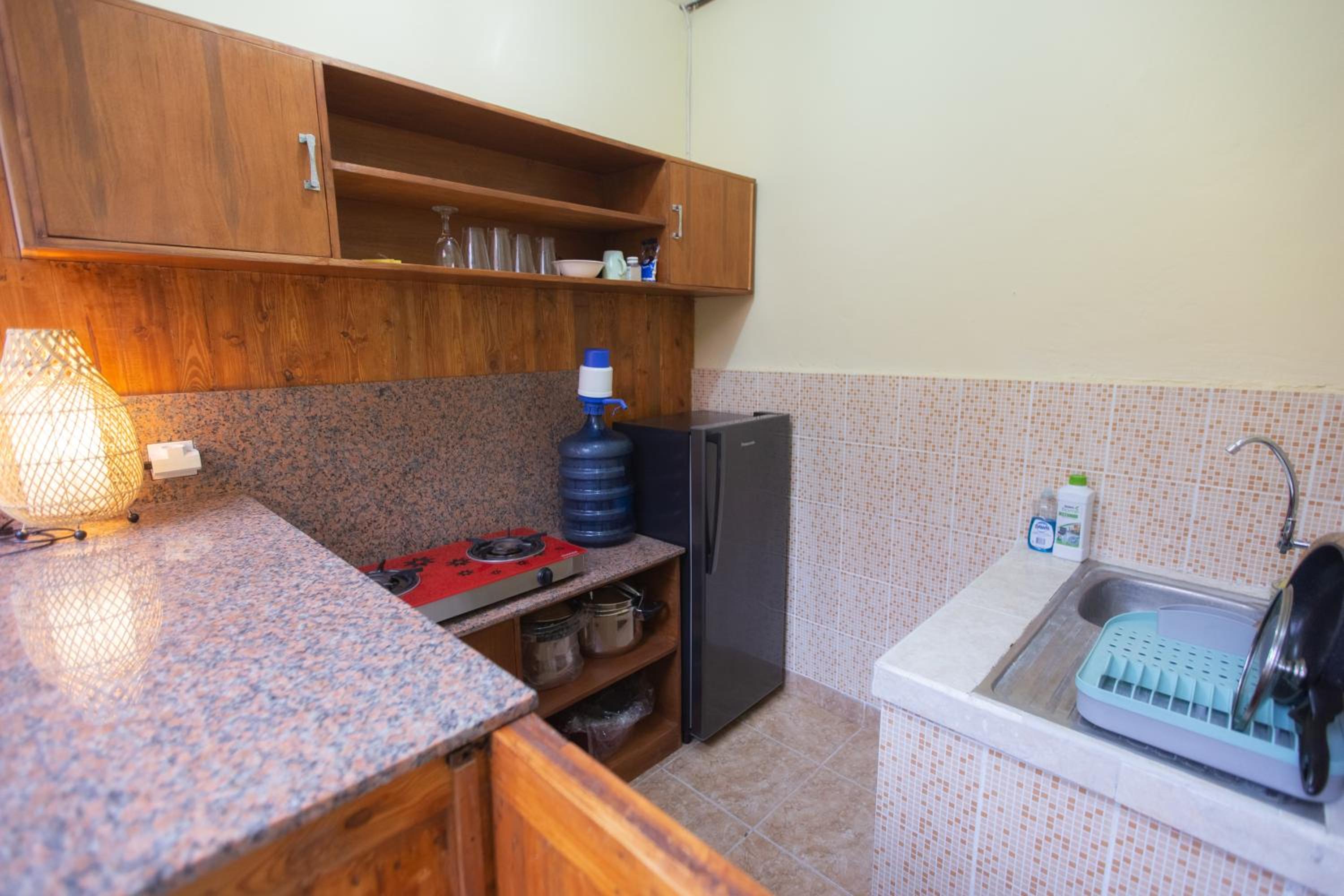 Standard Double or Twin Room - Photo 12
