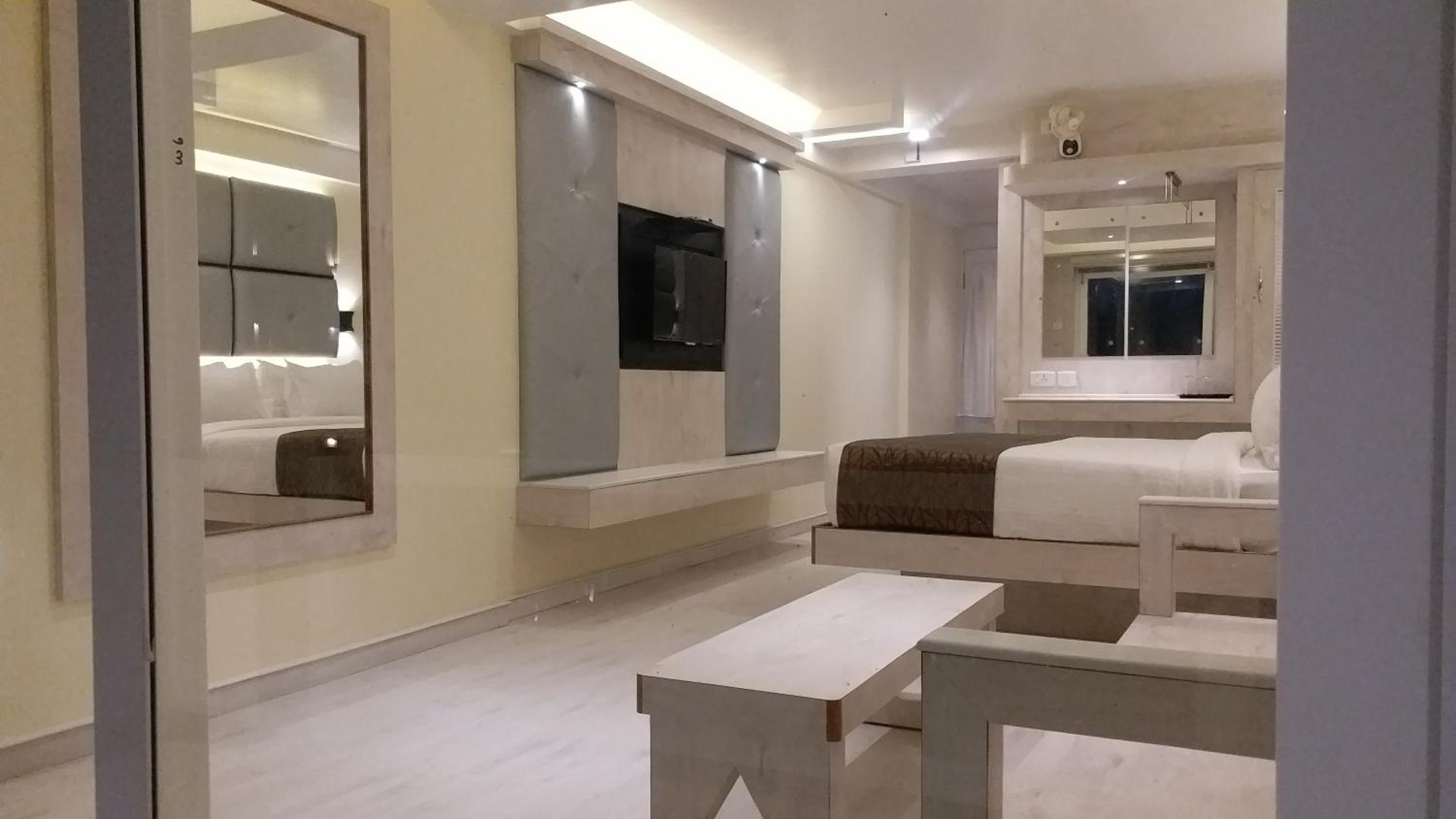 King Room with Balcony
