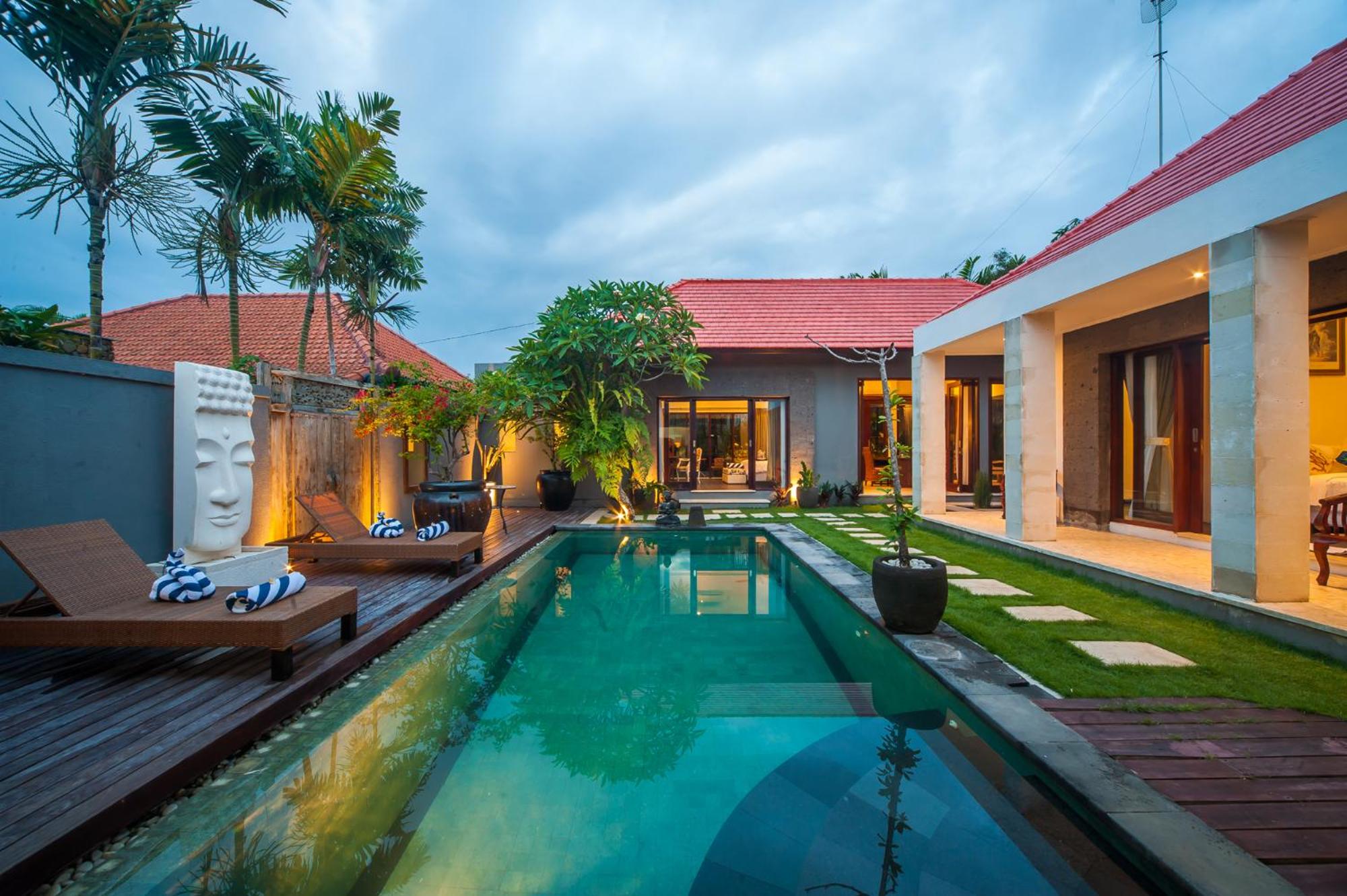 Three-Bedroom Villa - Photo 33
