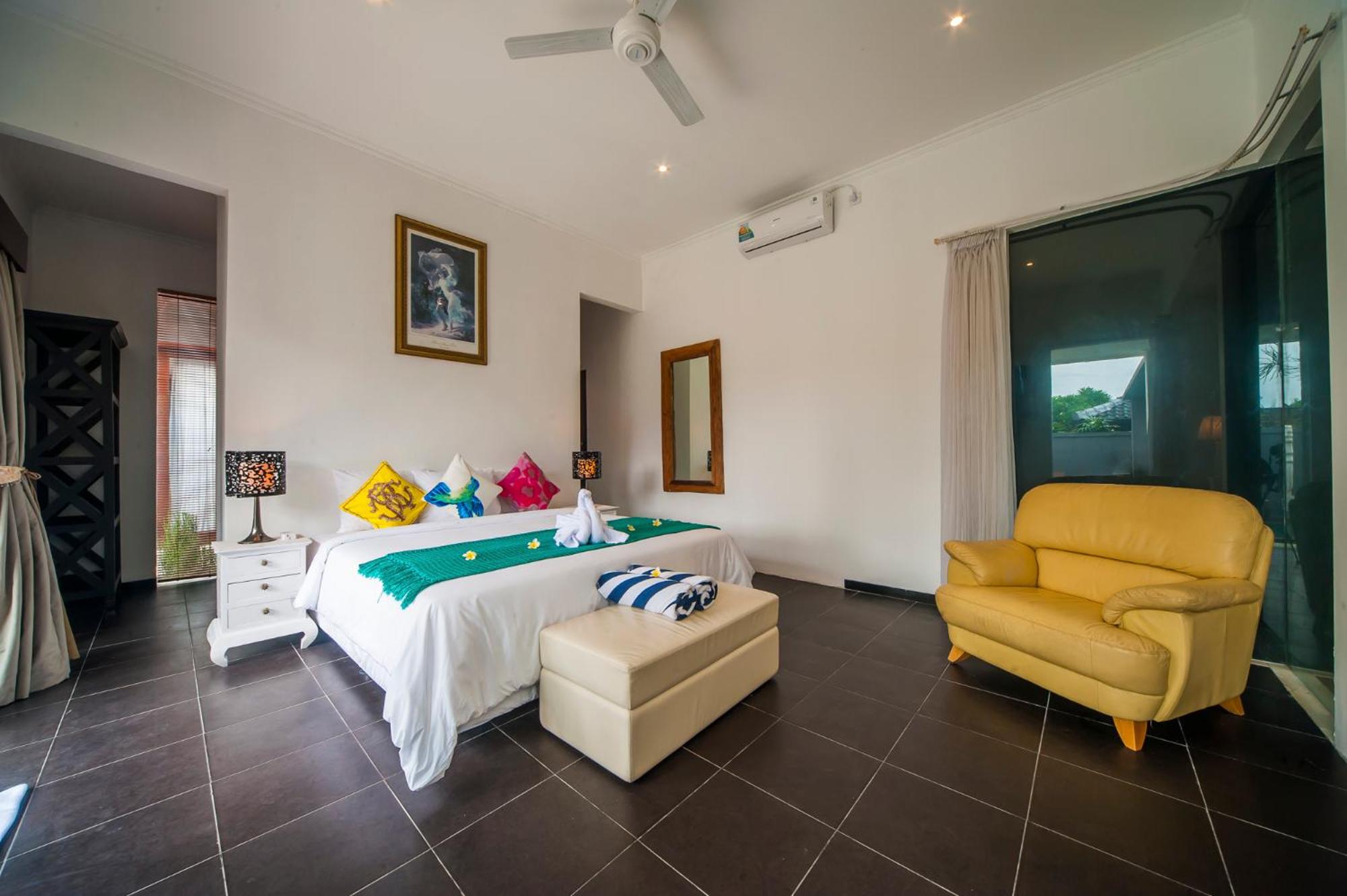 Three-Bedroom Villa - Photo 30